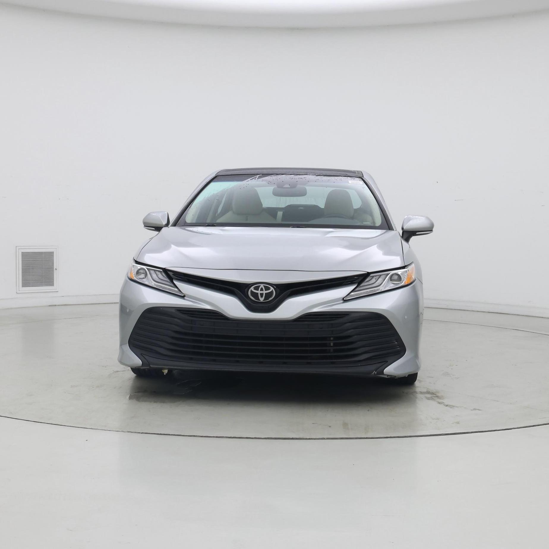 Thumbnail: 2018 Toyota Camry - 5
