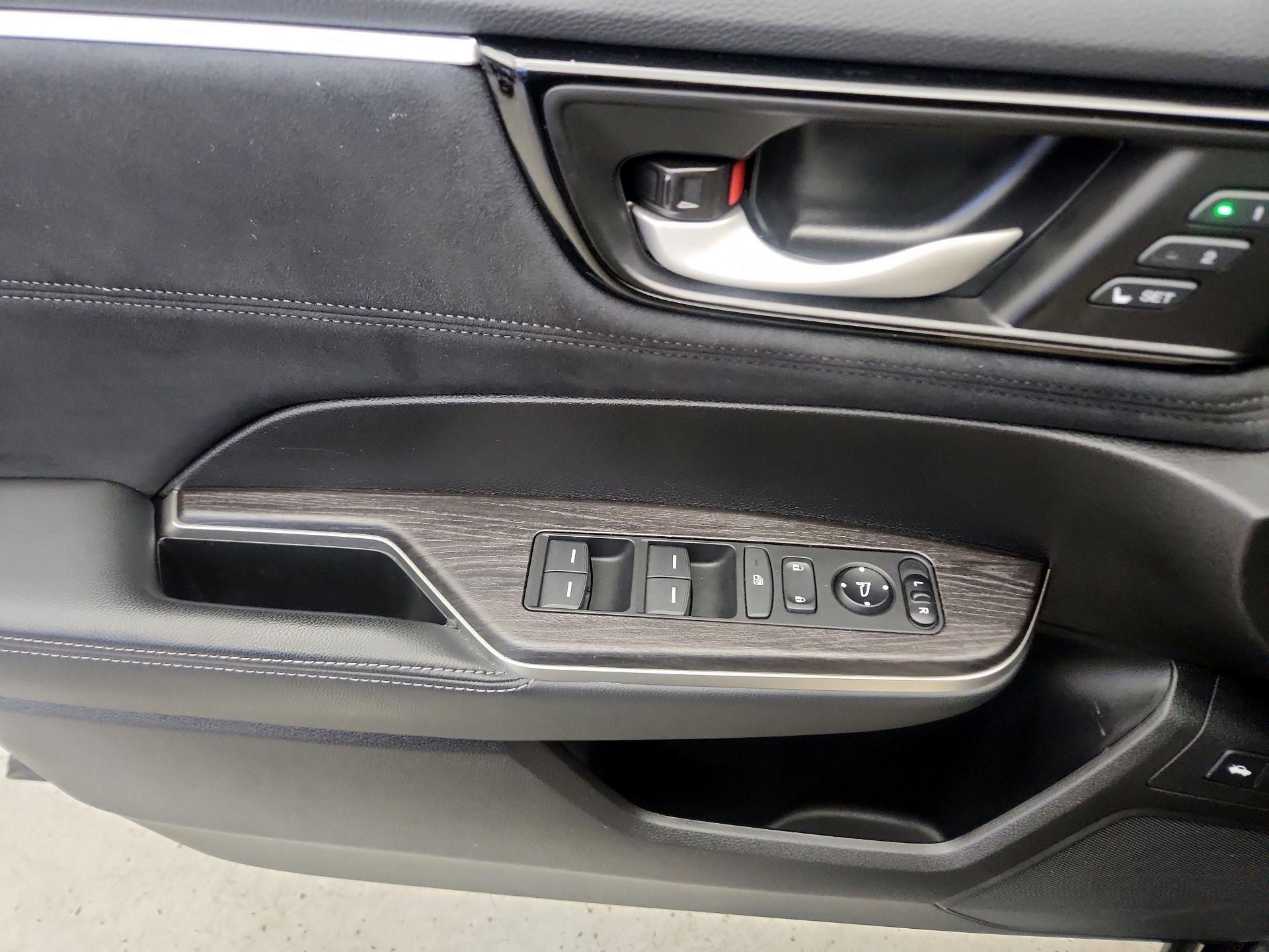 Thumbnail: 2018 Honda Clarity - 12