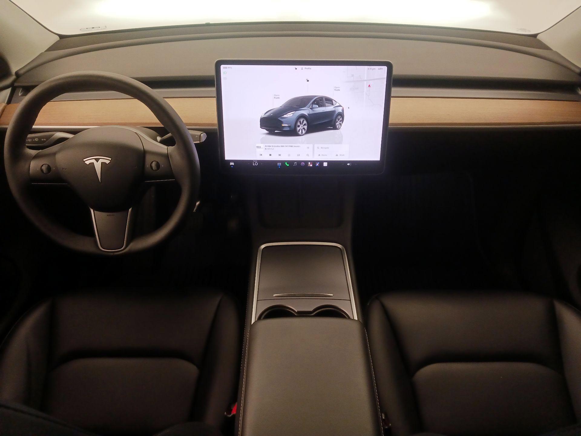 Thumbnail: 2024 Tesla Model Y - 9