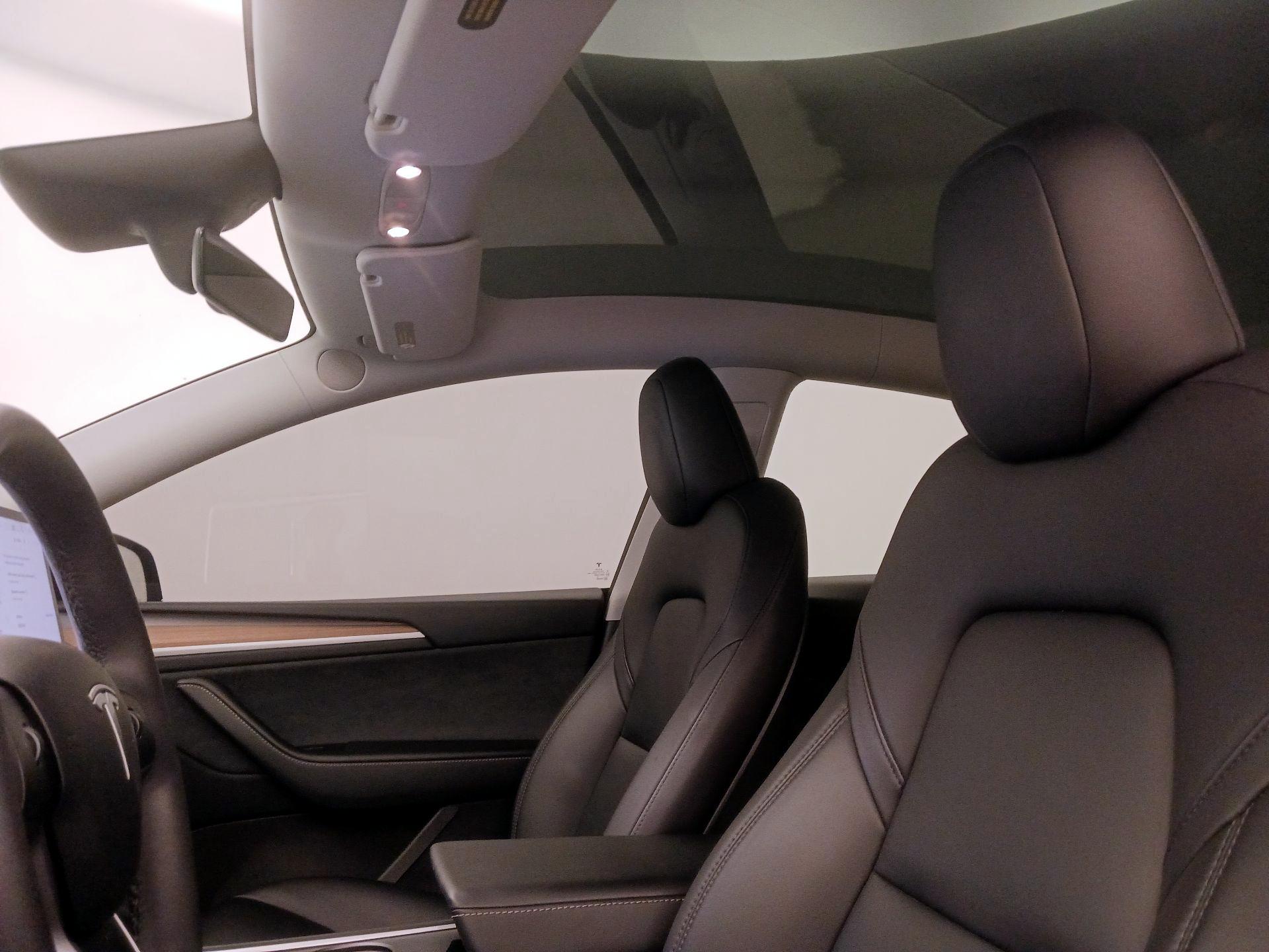 Thumbnail: 2024 Tesla Model Y - 19