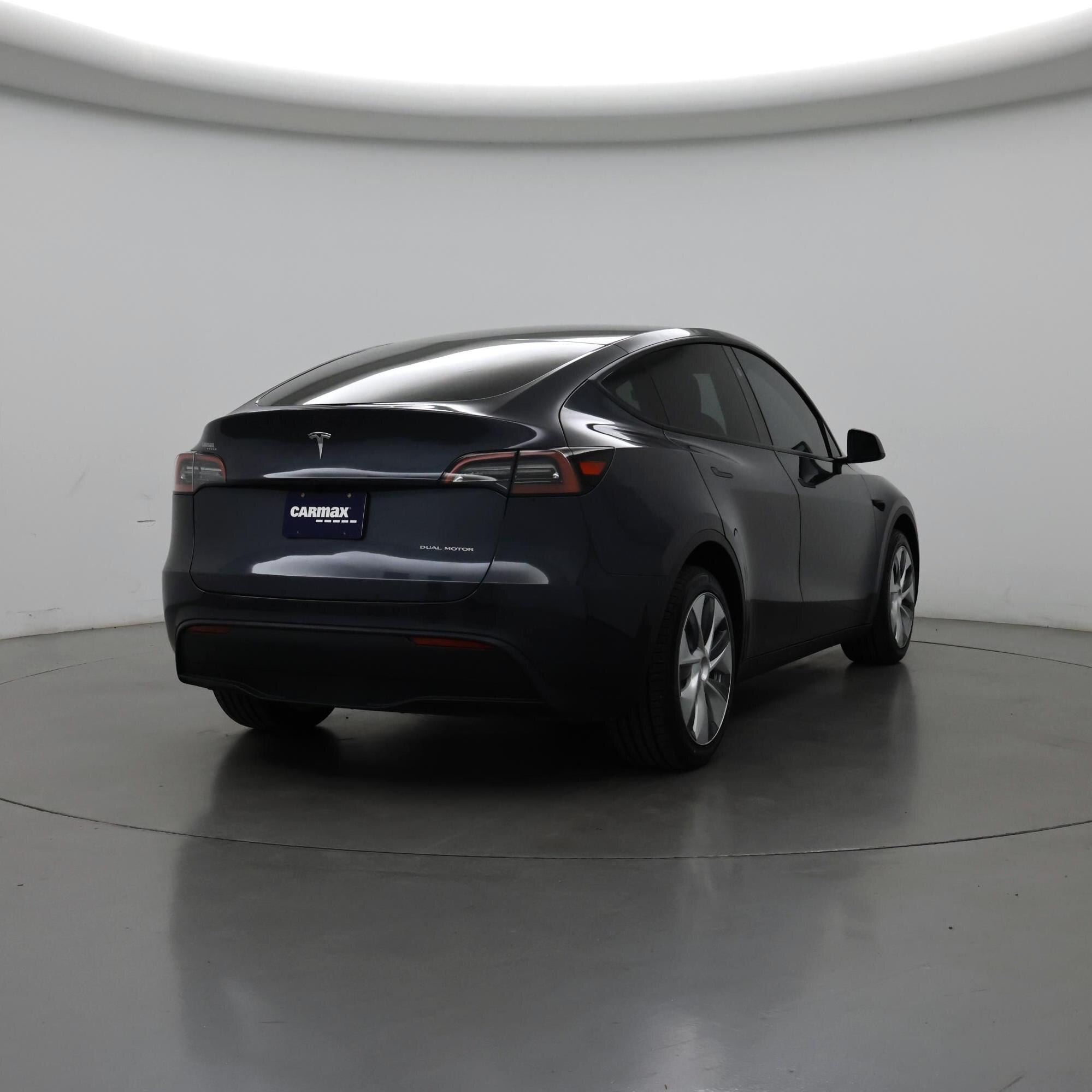 Thumbnail: 2024 Tesla Model Y - 8