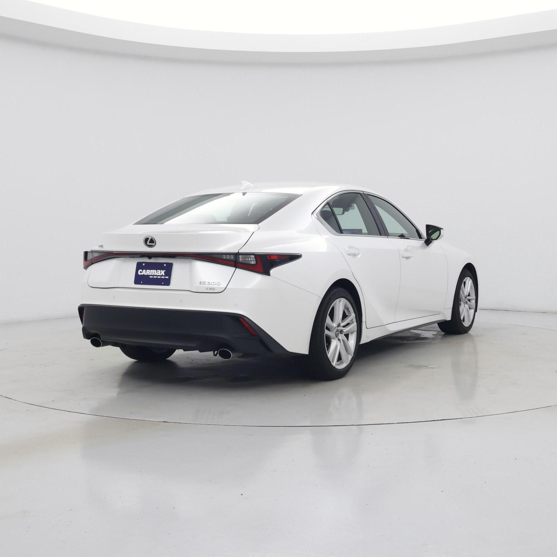 Thumbnail: 2021 Lexus IS - 8