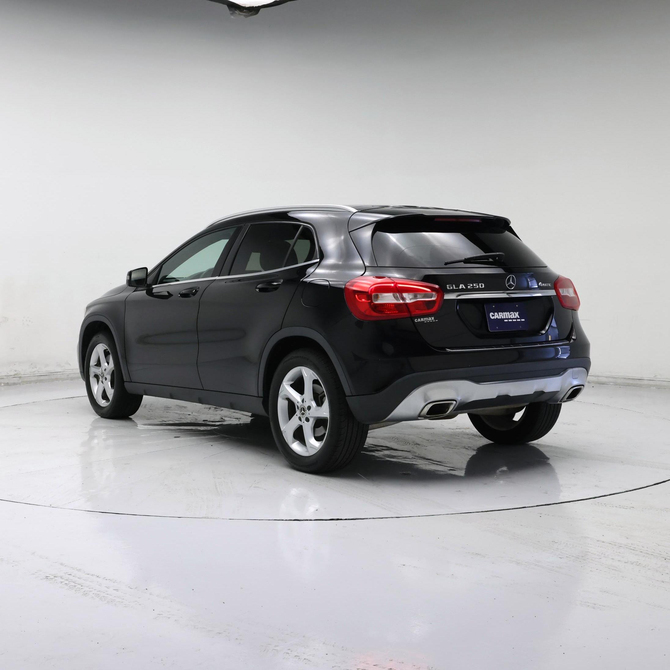 Thumbnail: 2019 Mercedes-Benz GLA - 2