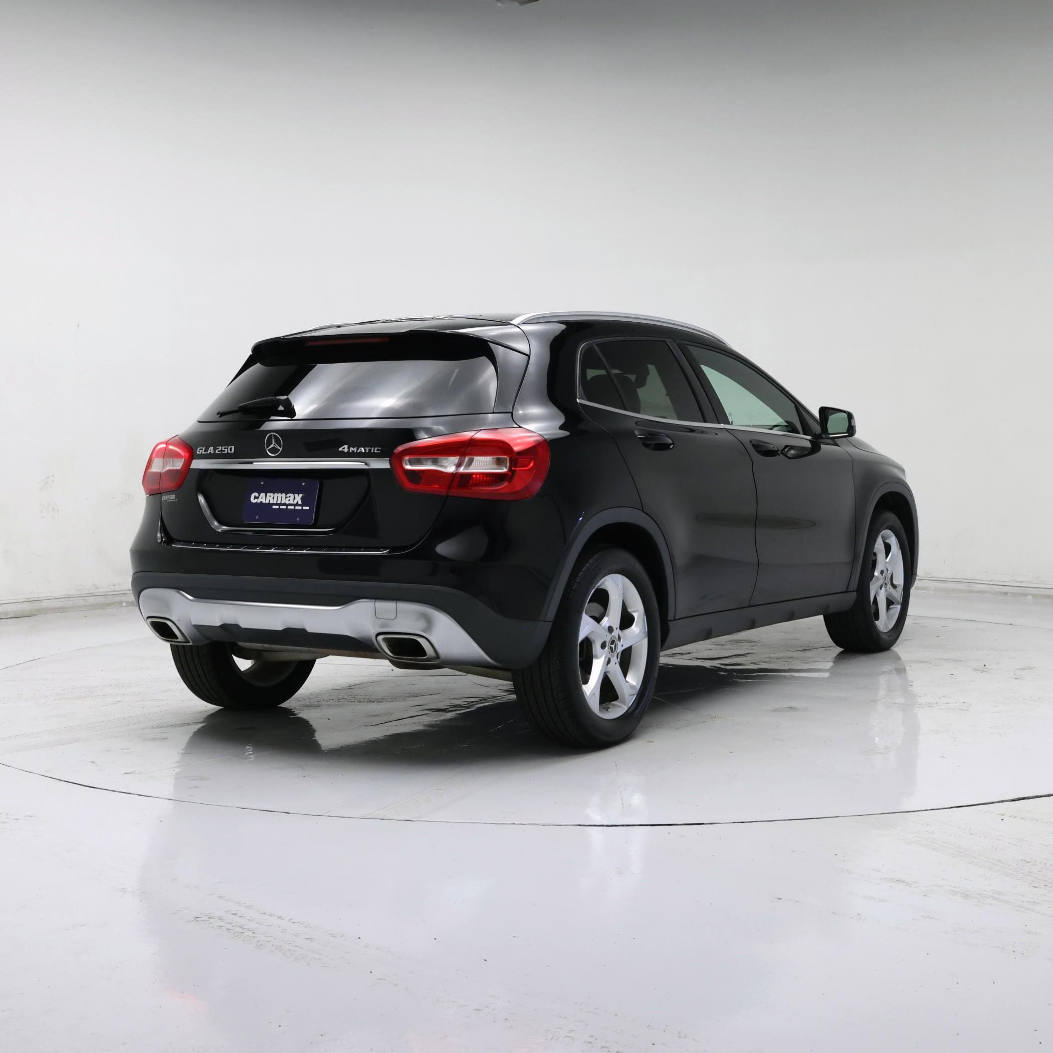 Thumbnail: 2019 Mercedes-Benz GLA - 8