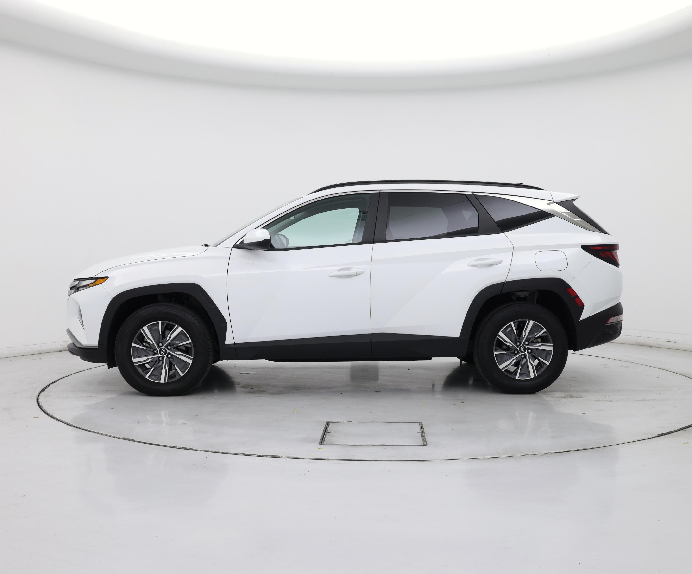 Thumbnail: 2024 Hyundai Tucson - 3