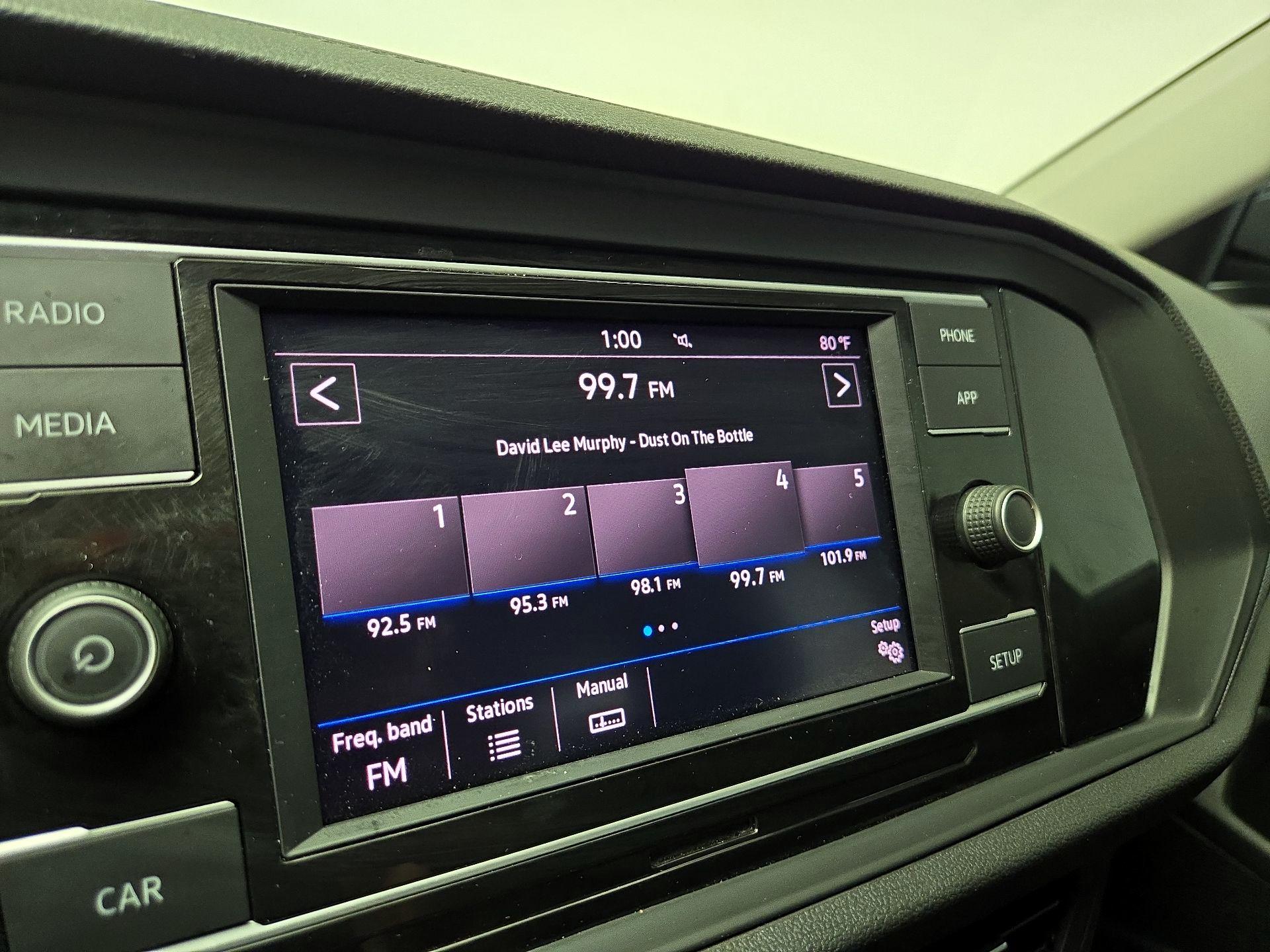 Thumbnail: 2019 Volkswagen Jetta - 15