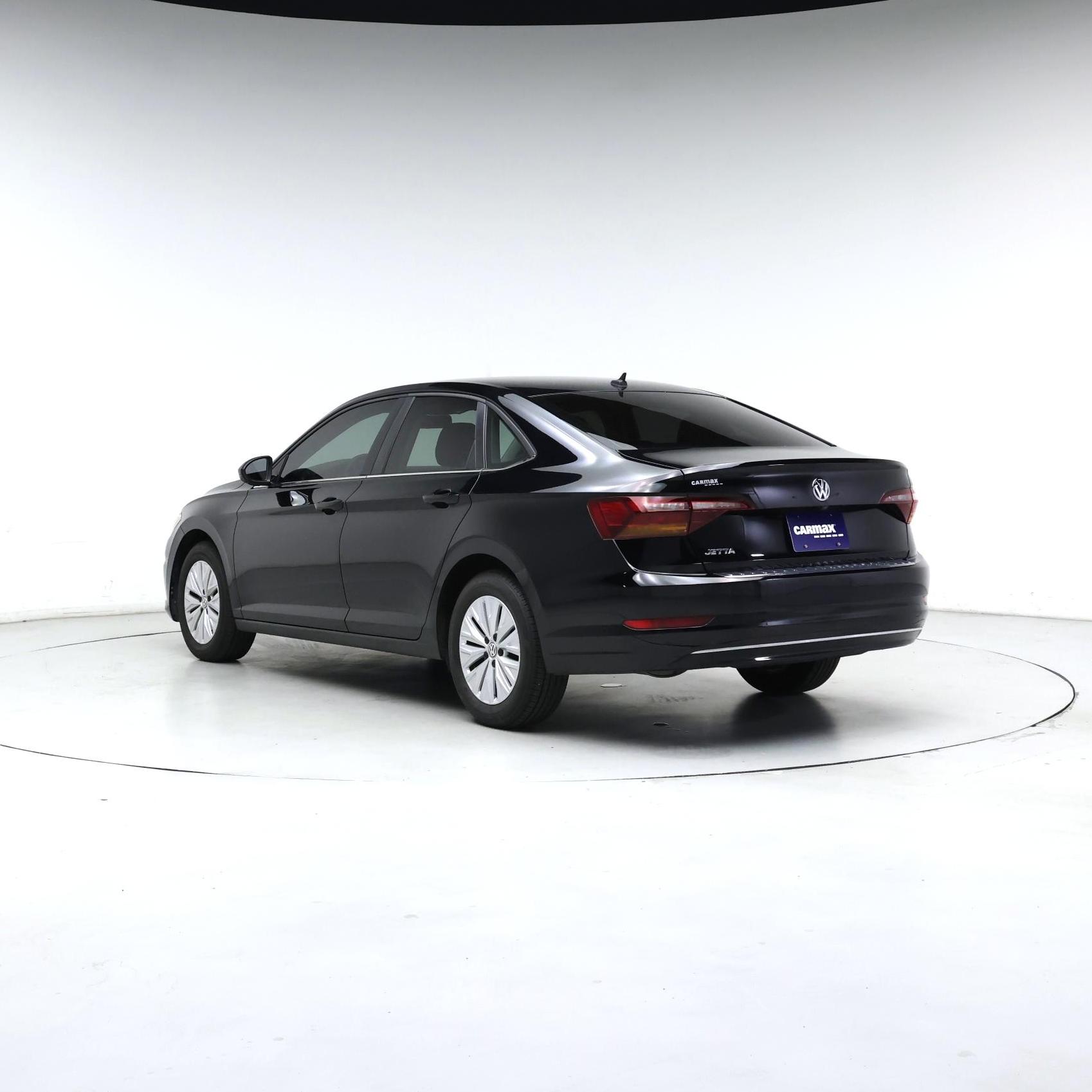 Thumbnail: 2019 Volkswagen Jetta - 2