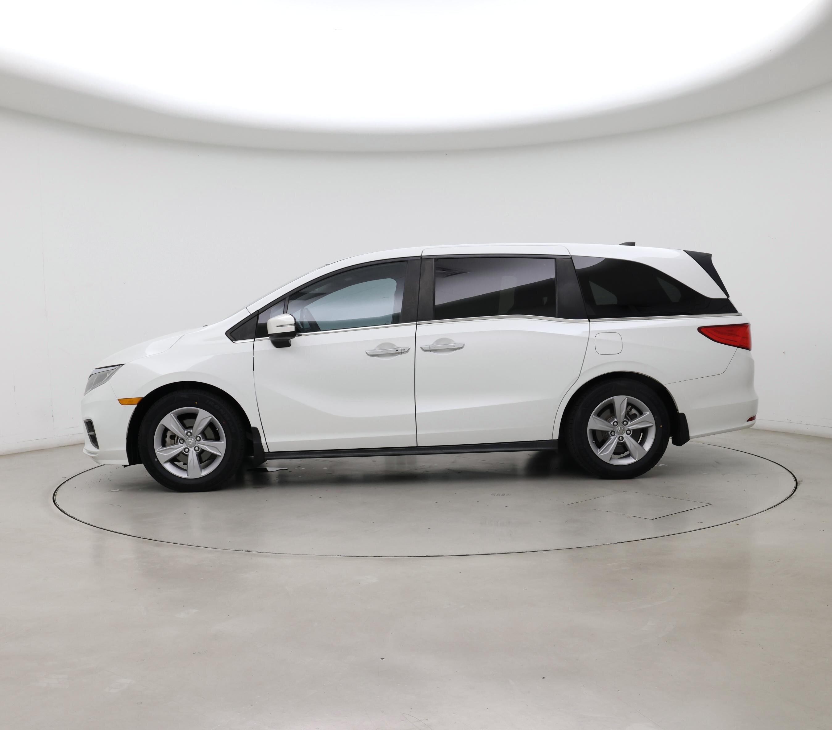 Thumbnail: 2020 Honda Odyssey - 3