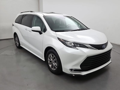 2024 Toyota Sienna Hybrid XLE