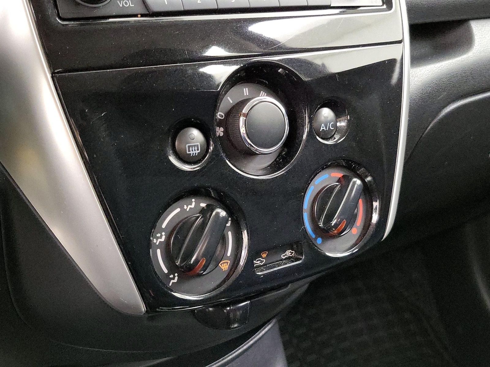 2016 Nissan Versa Note SV - Photo 17
