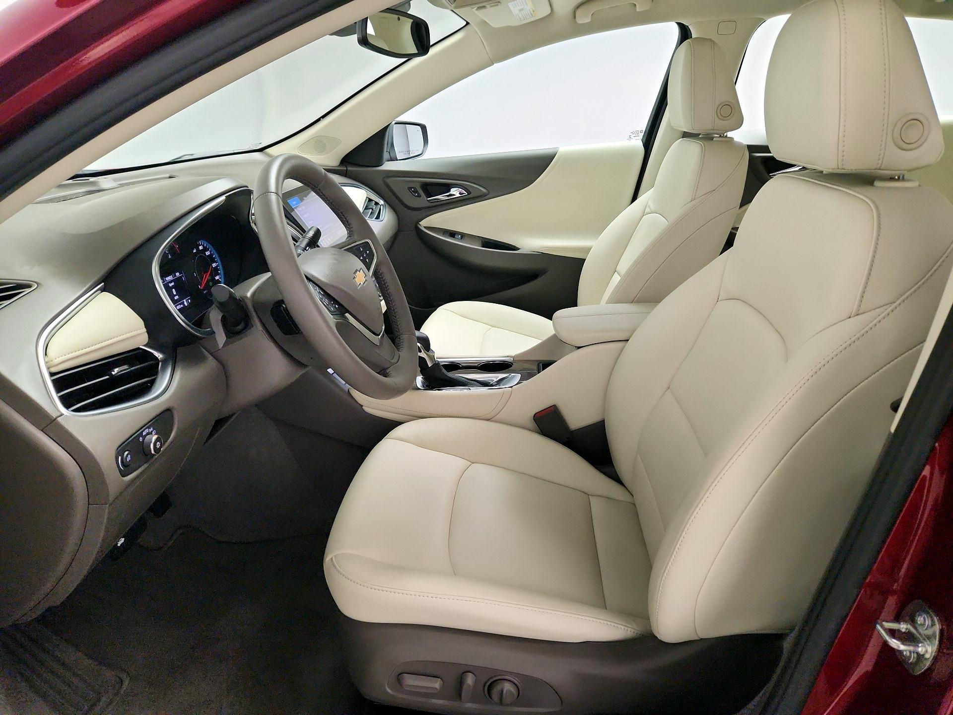 Thumbnail: 2021 Chevrolet Malibu - 11