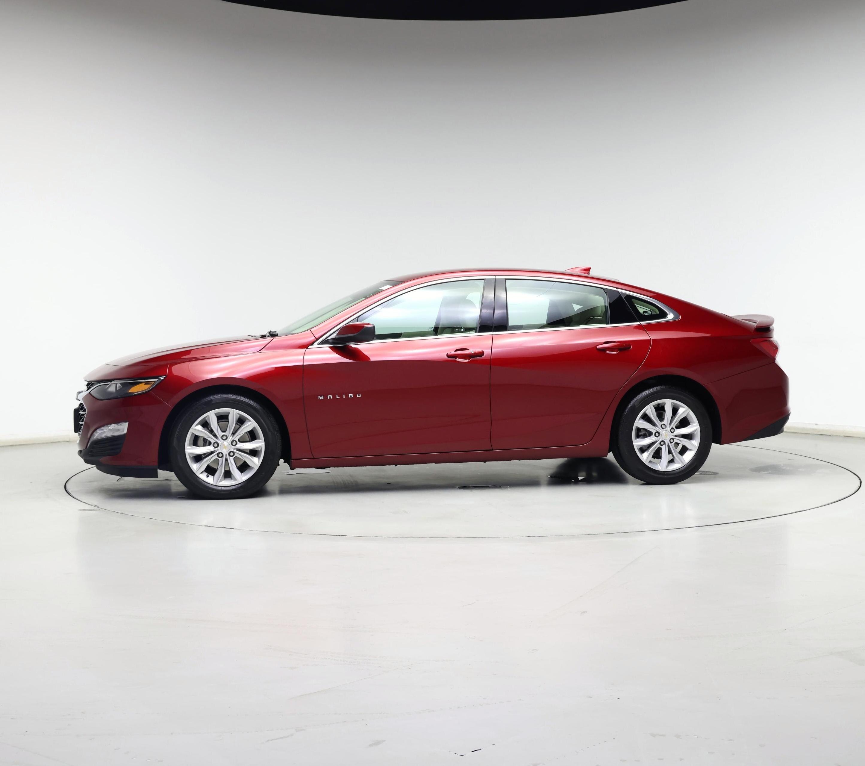 Thumbnail: 2021 Chevrolet Malibu - 3