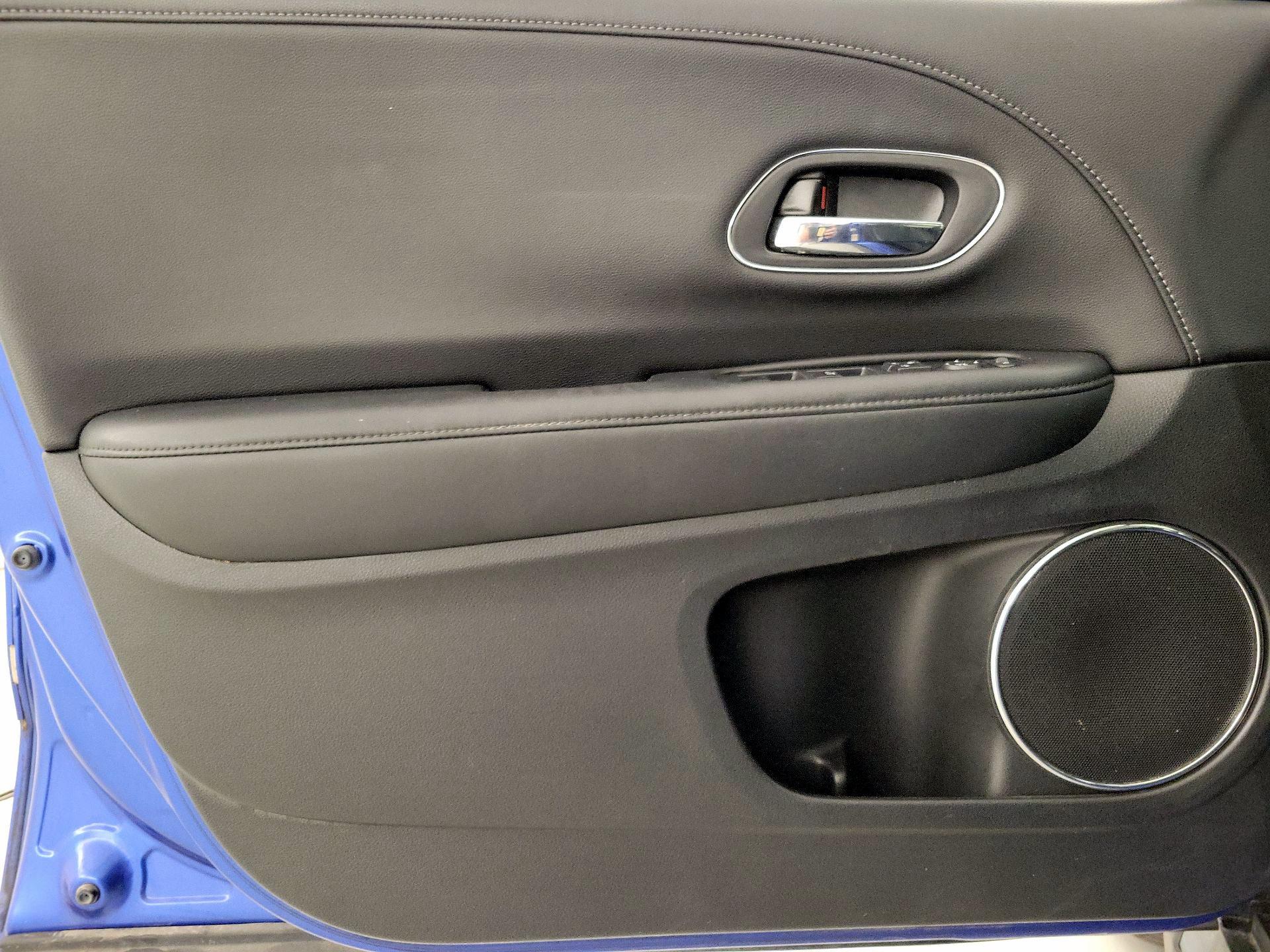 Thumbnail: 2018 Honda HR-V - 12