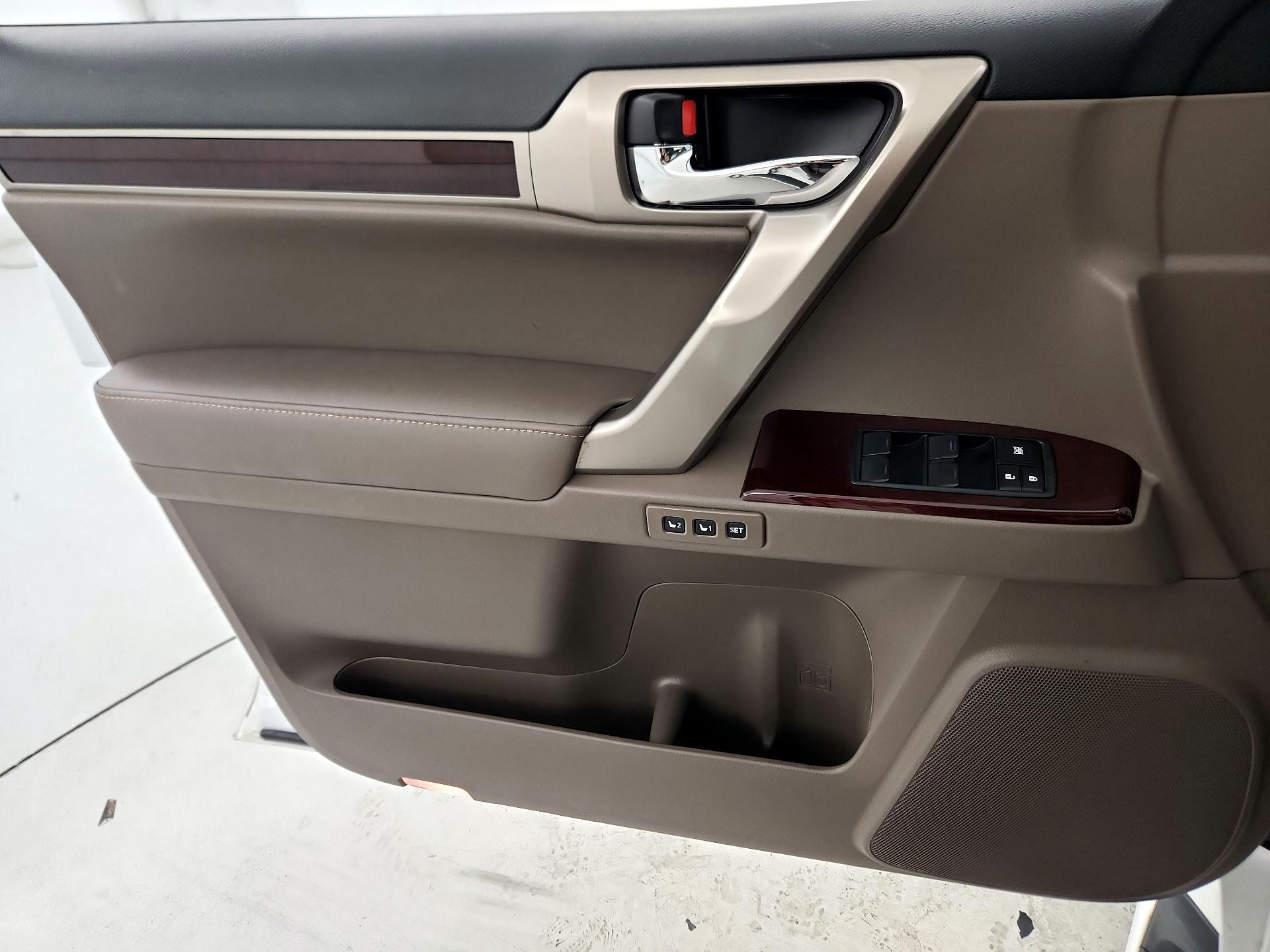 Thumbnail: 2019 Lexus GX - 12
