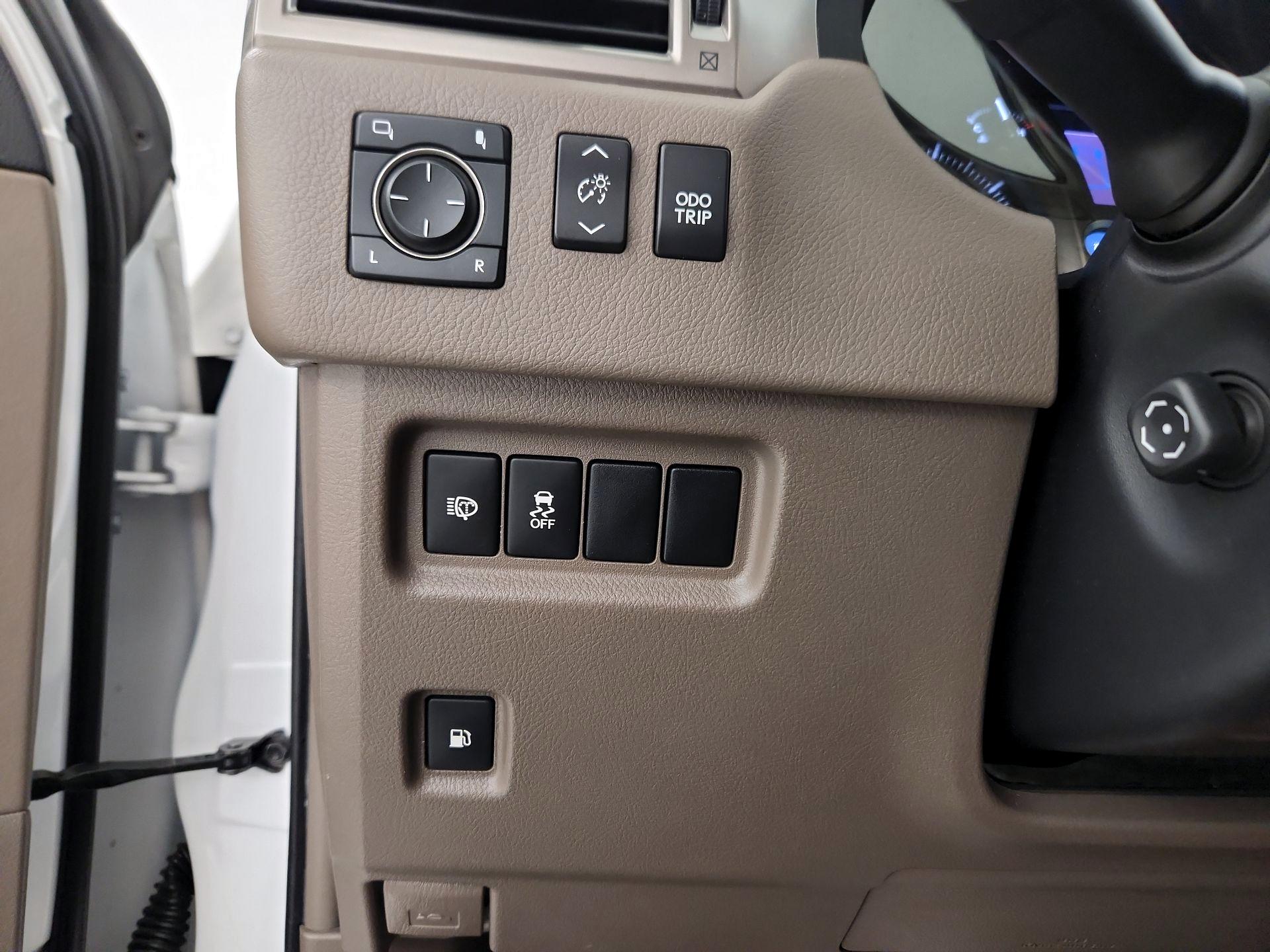 Thumbnail: 2019 Lexus GX - 13