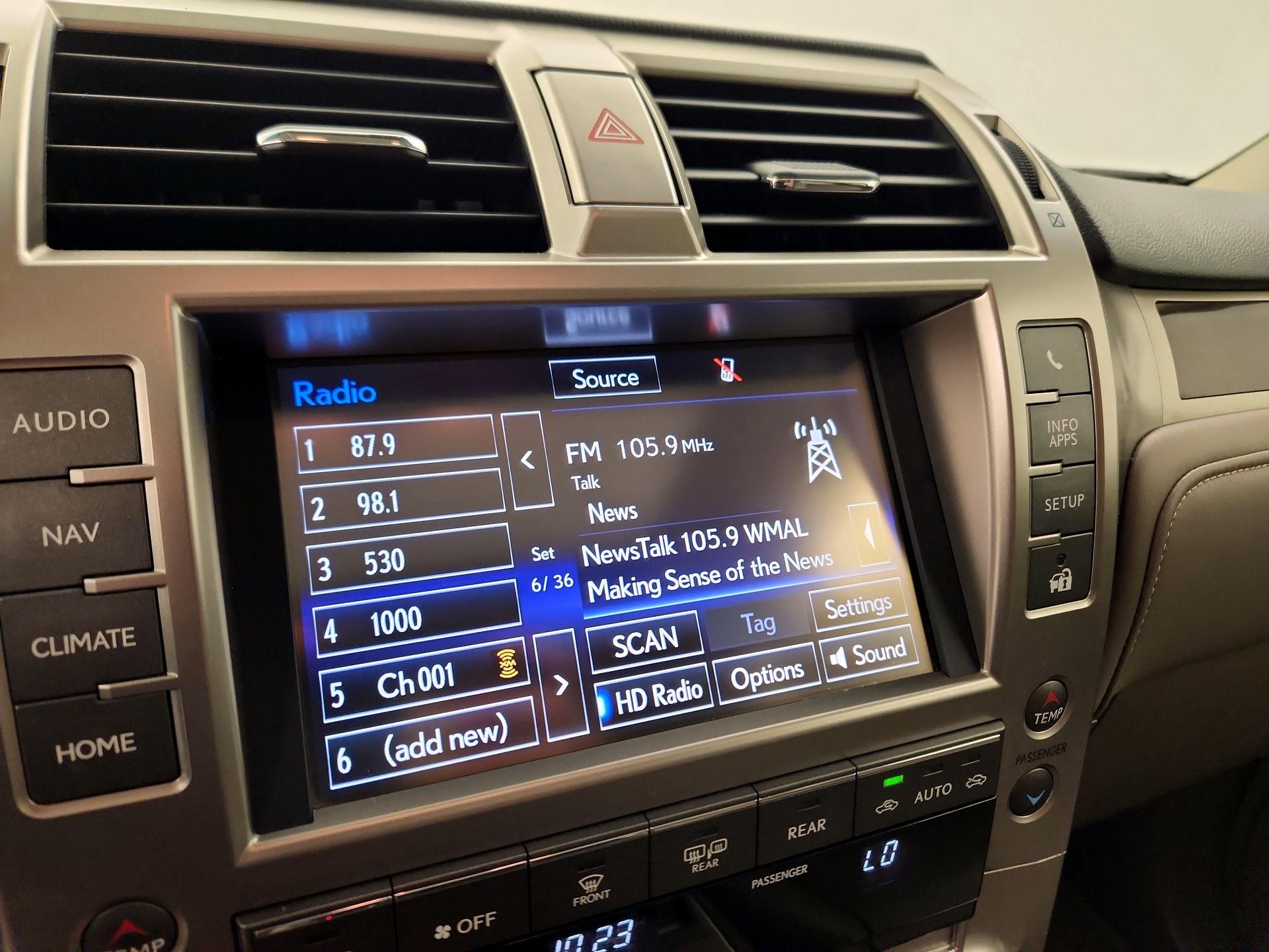 Thumbnail: 2019 Lexus GX - 16