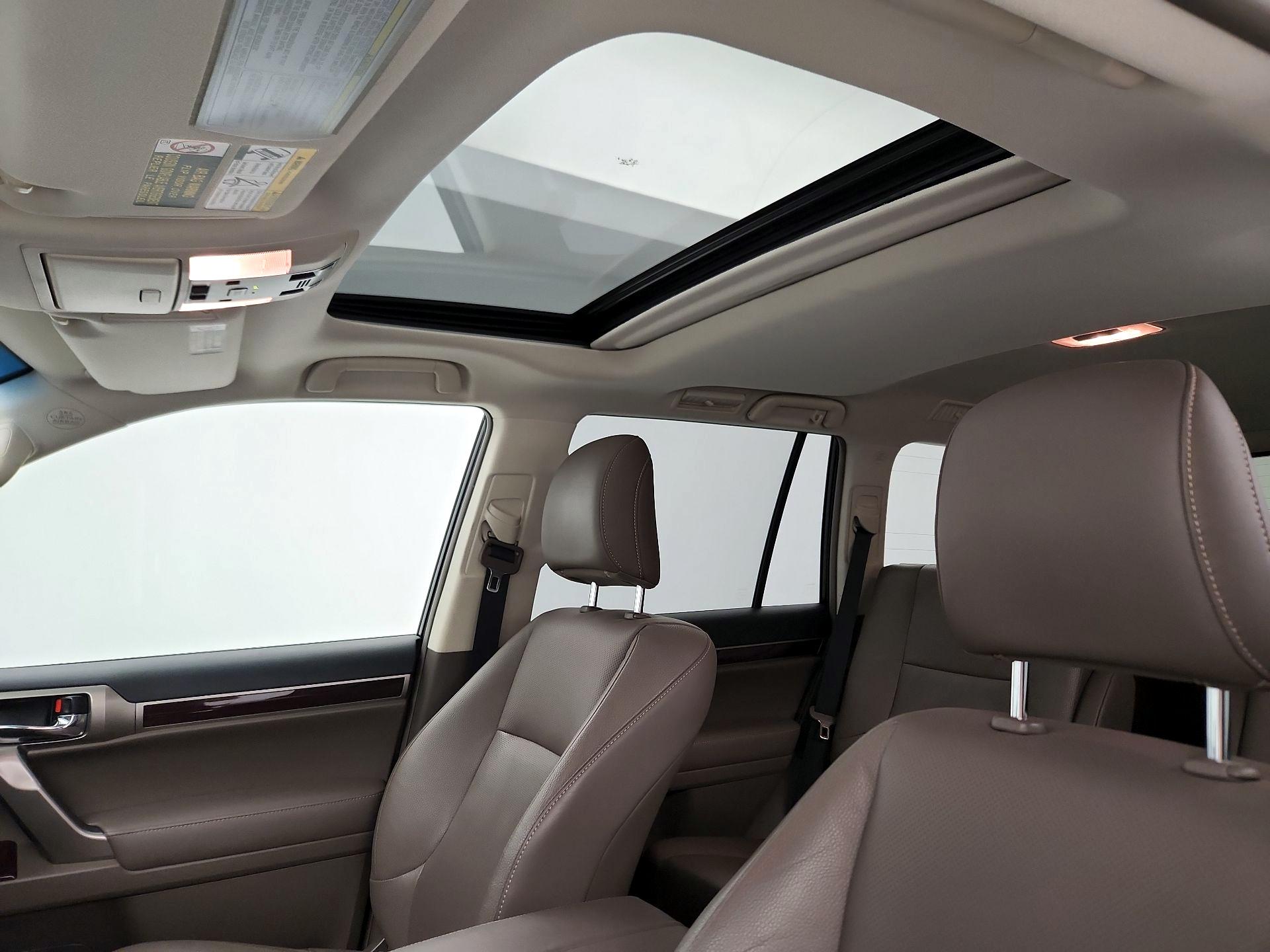 Thumbnail: 2019 Lexus GX - 20