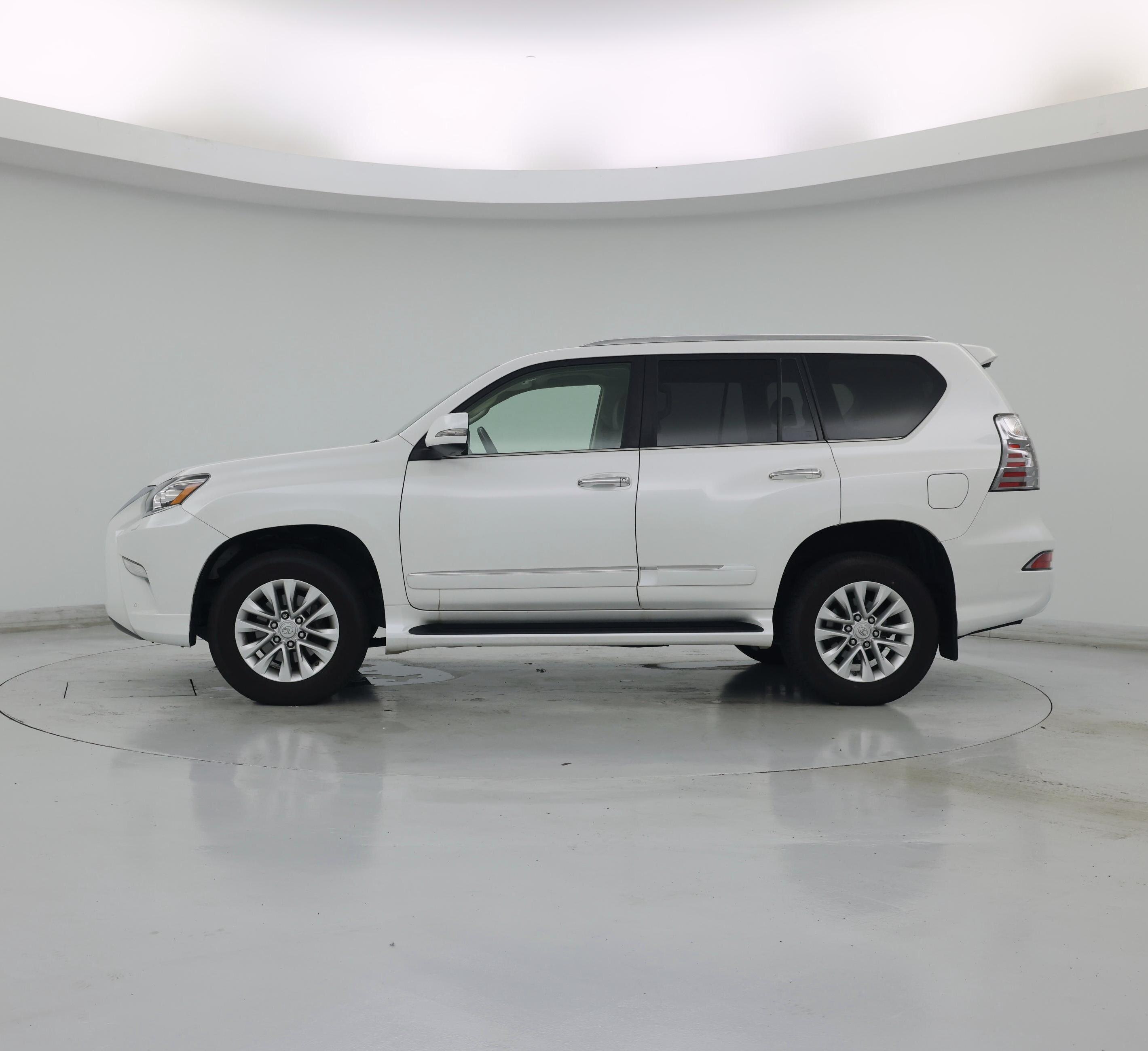 Thumbnail: 2019 Lexus GX - 3