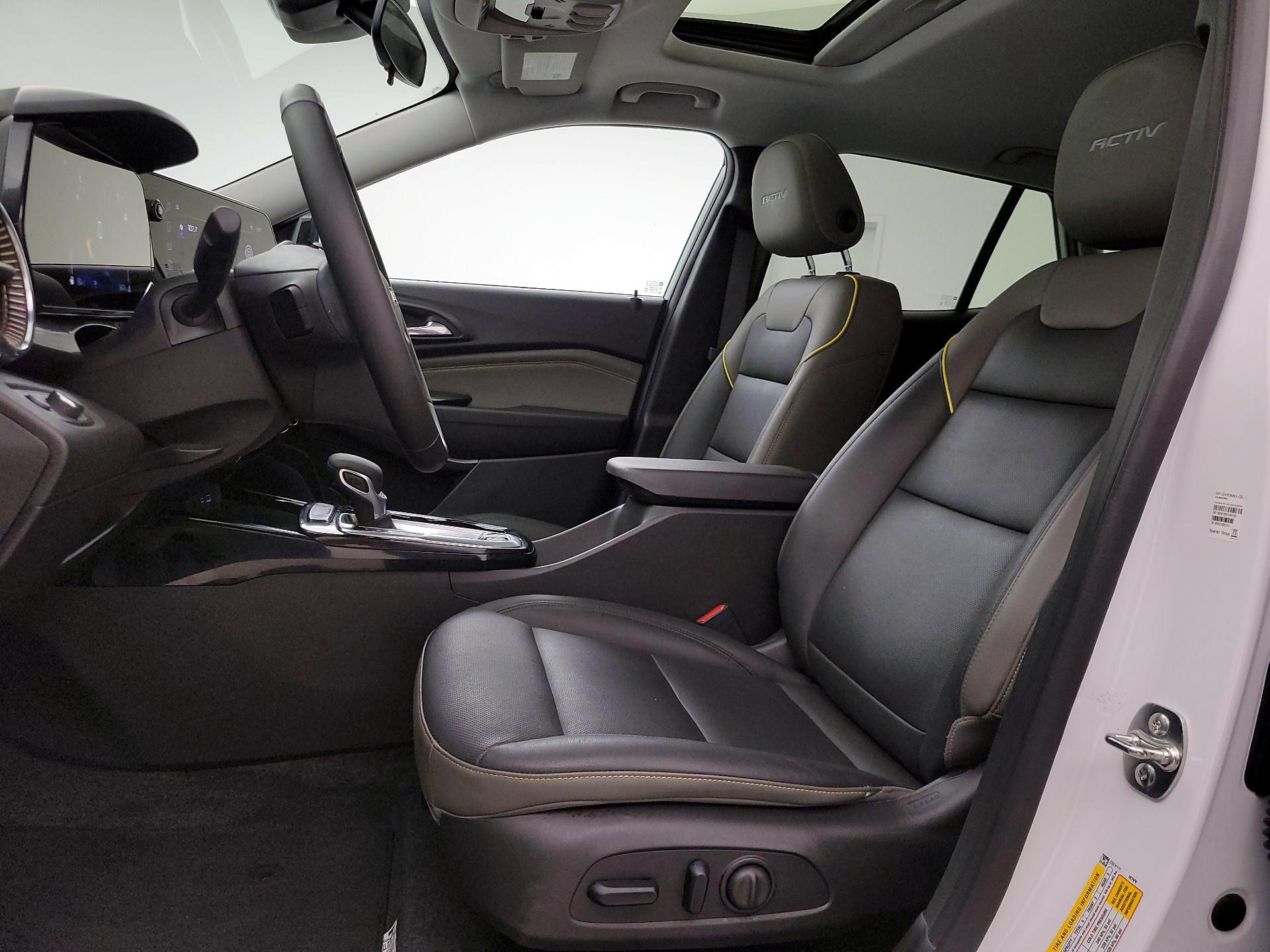 Thumbnail: 2024 Chevrolet Trax - 11