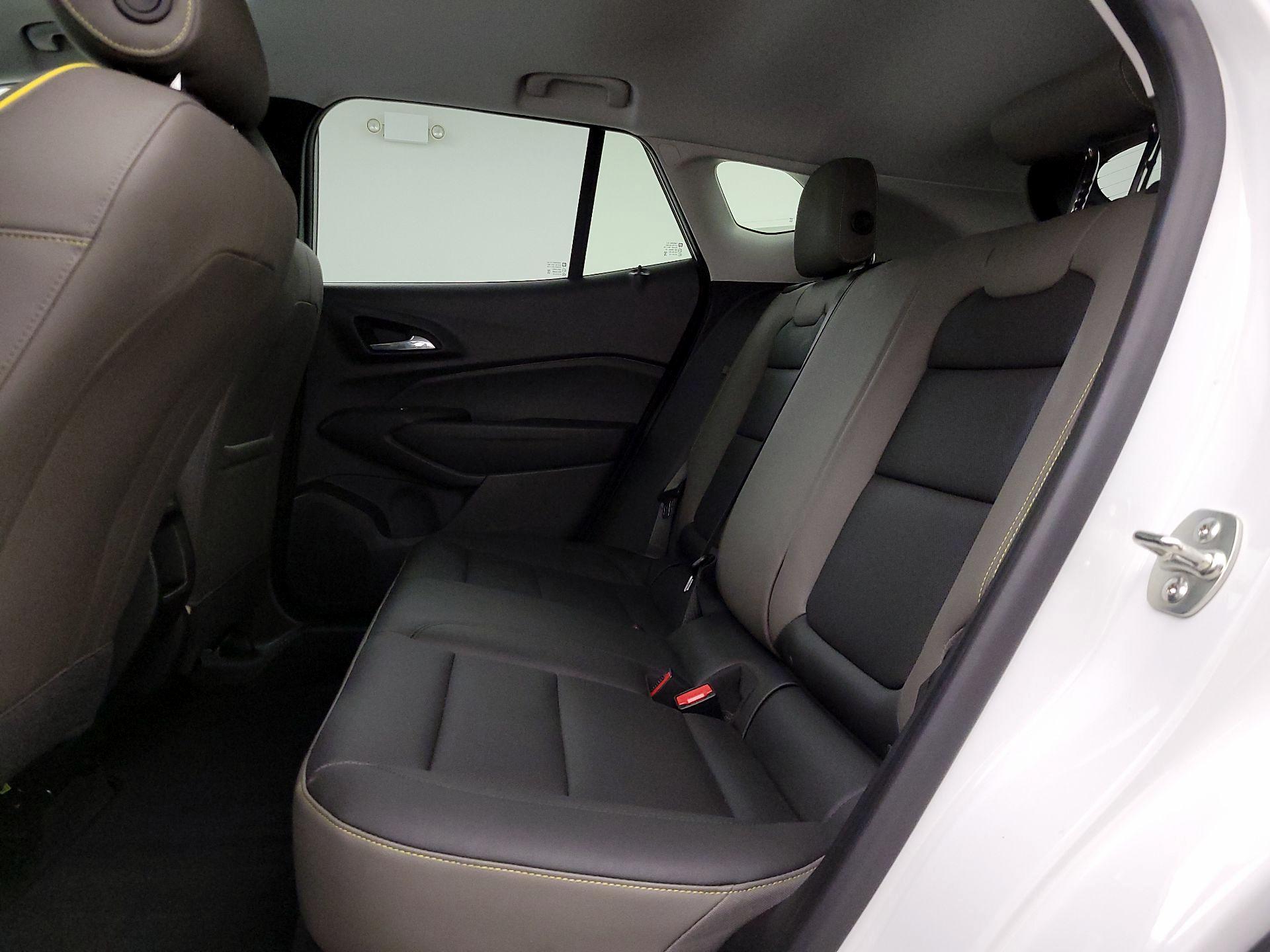 Thumbnail: 2024 Chevrolet Trax - 20