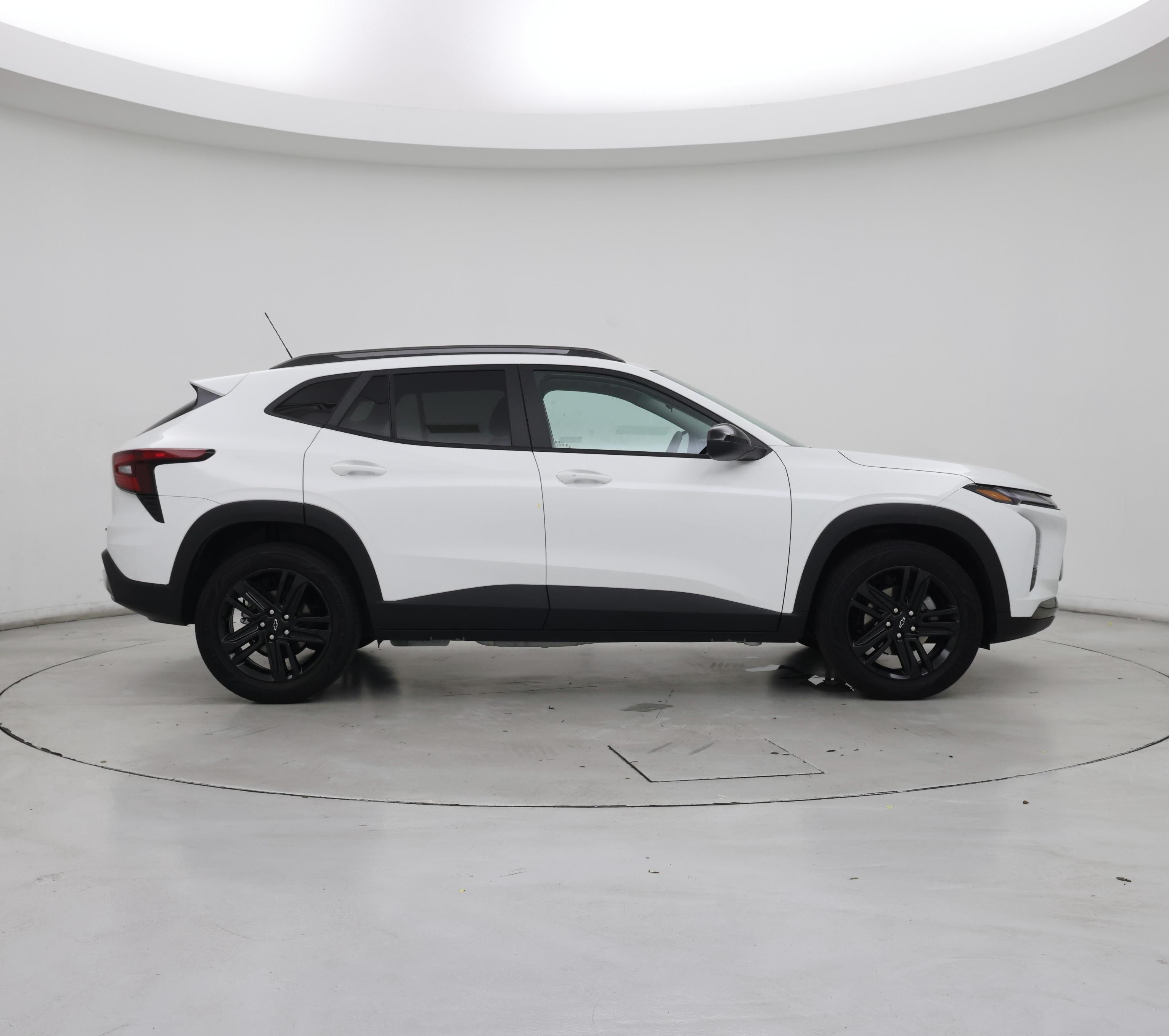 Thumbnail: 2024 Chevrolet Trax - 7