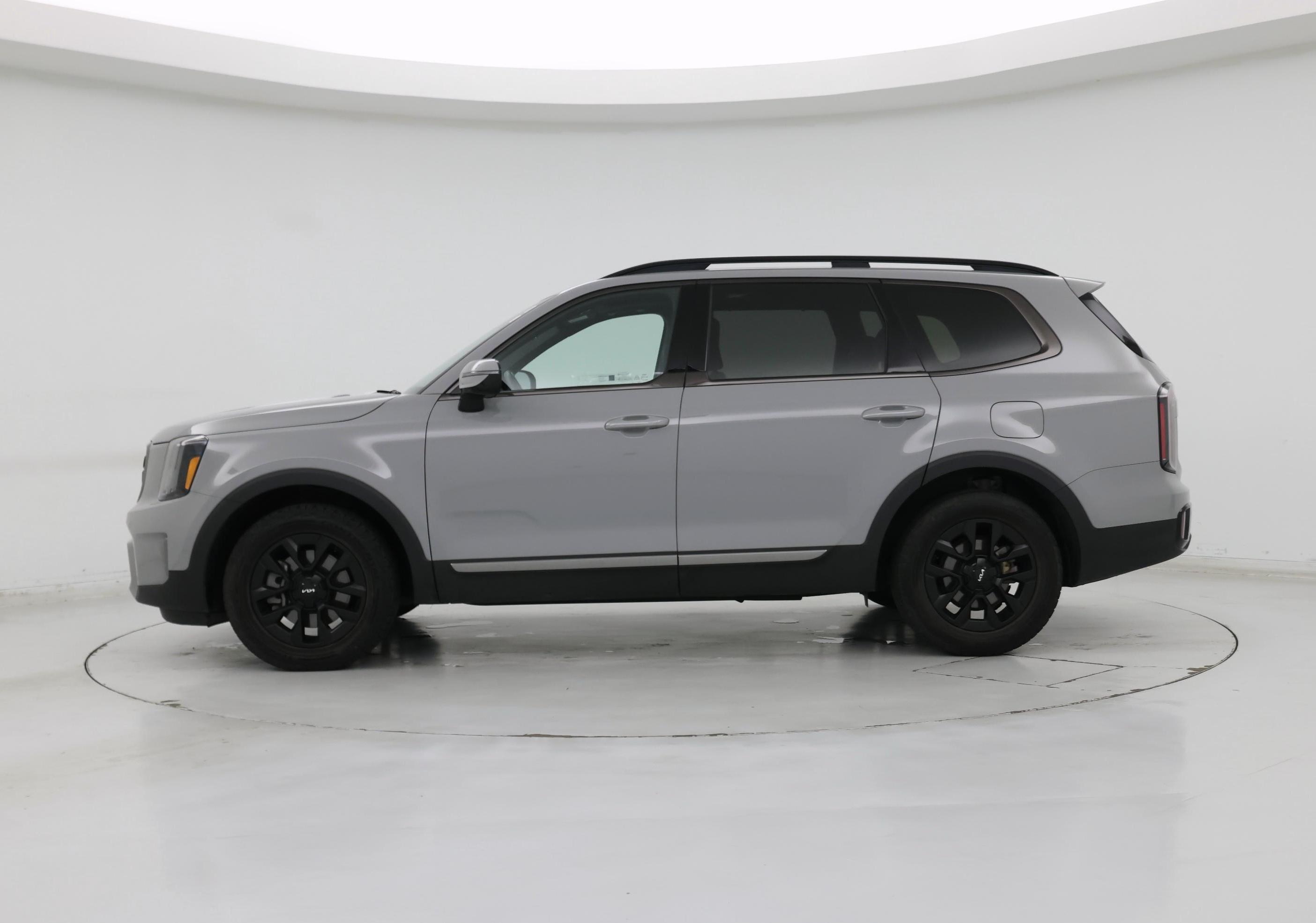 Thumbnail: 2023 Kia Telluride - 3