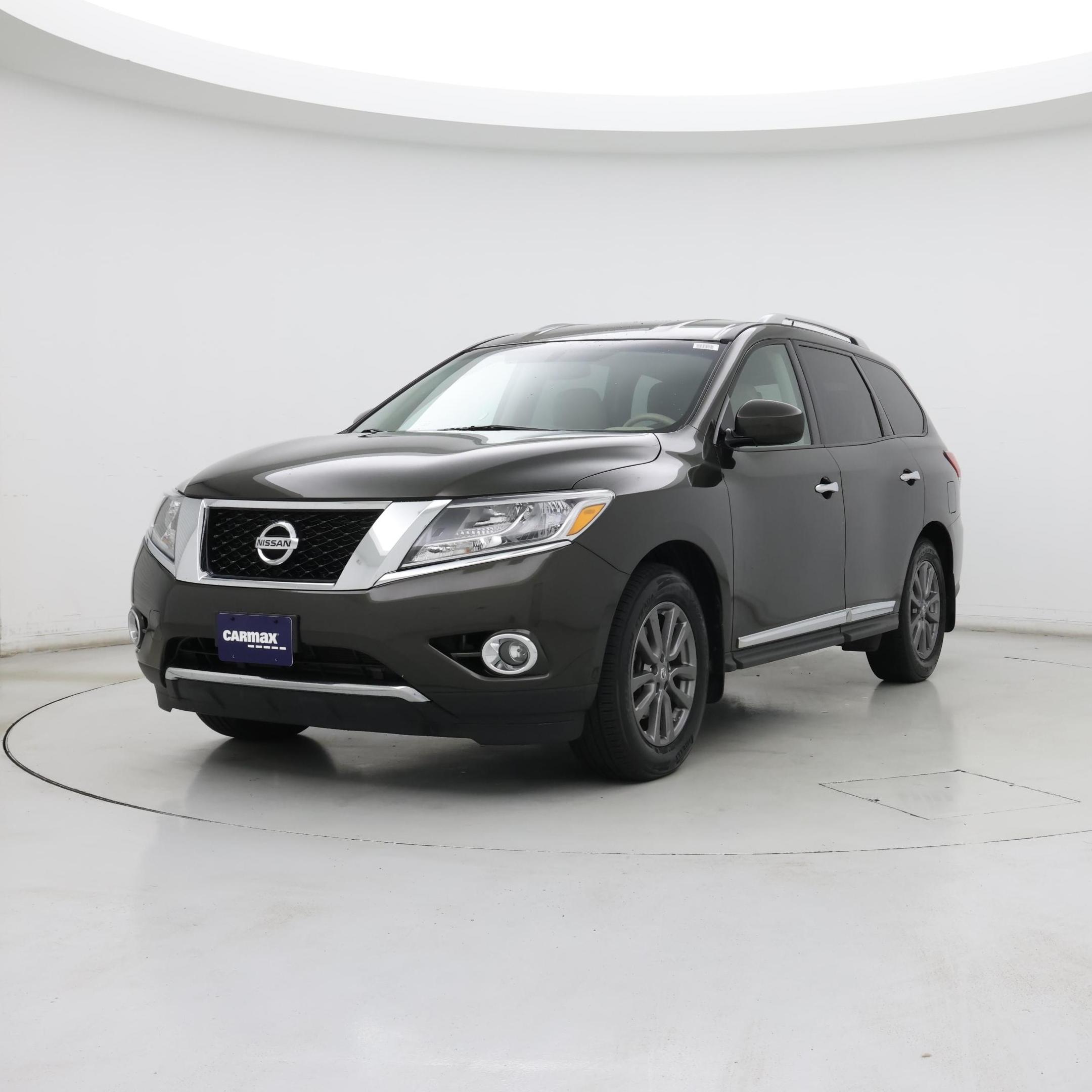 Thumbnail: 2015 Nissan Pathfinder - 4