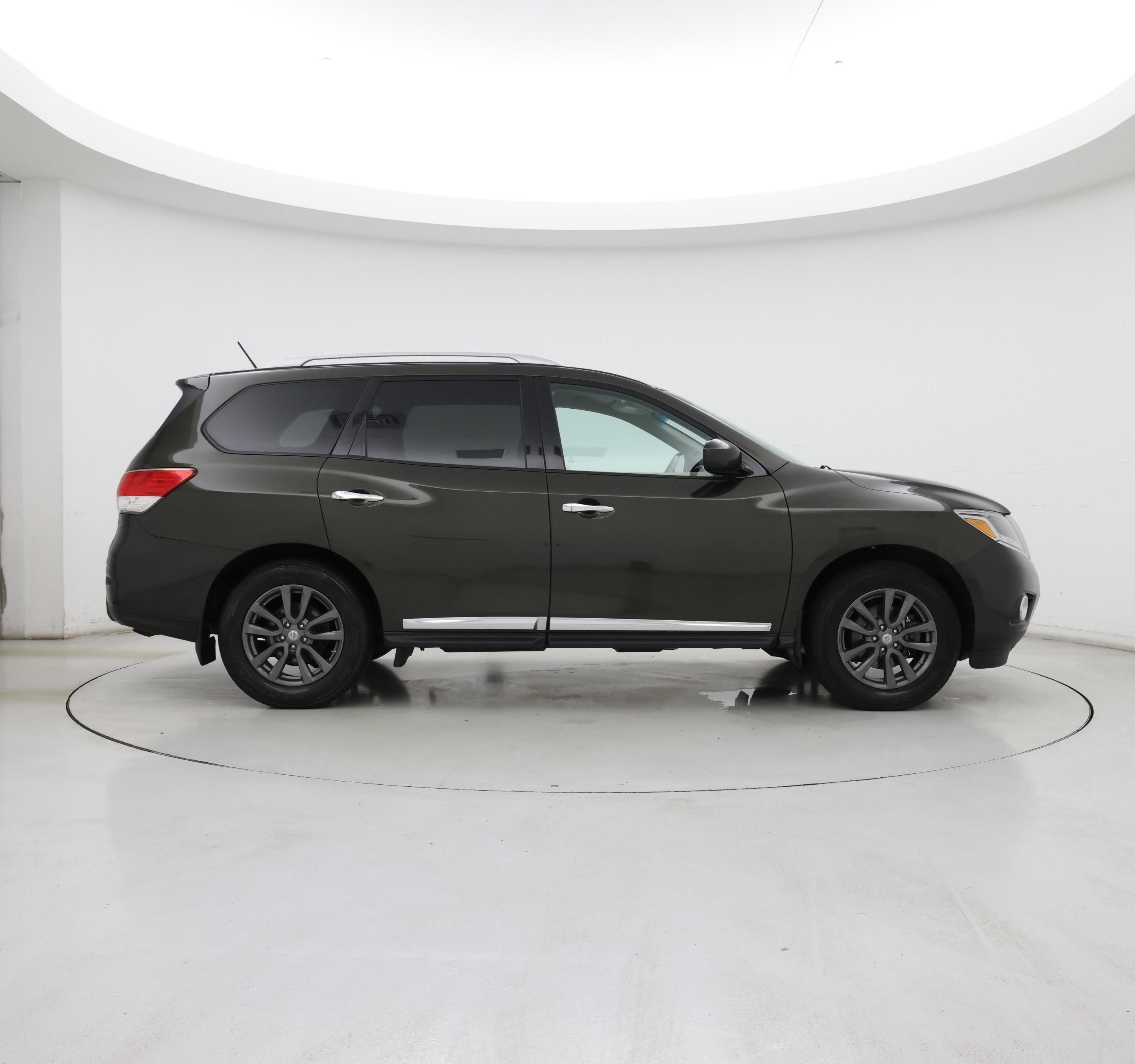 Thumbnail: 2015 Nissan Pathfinder - 7