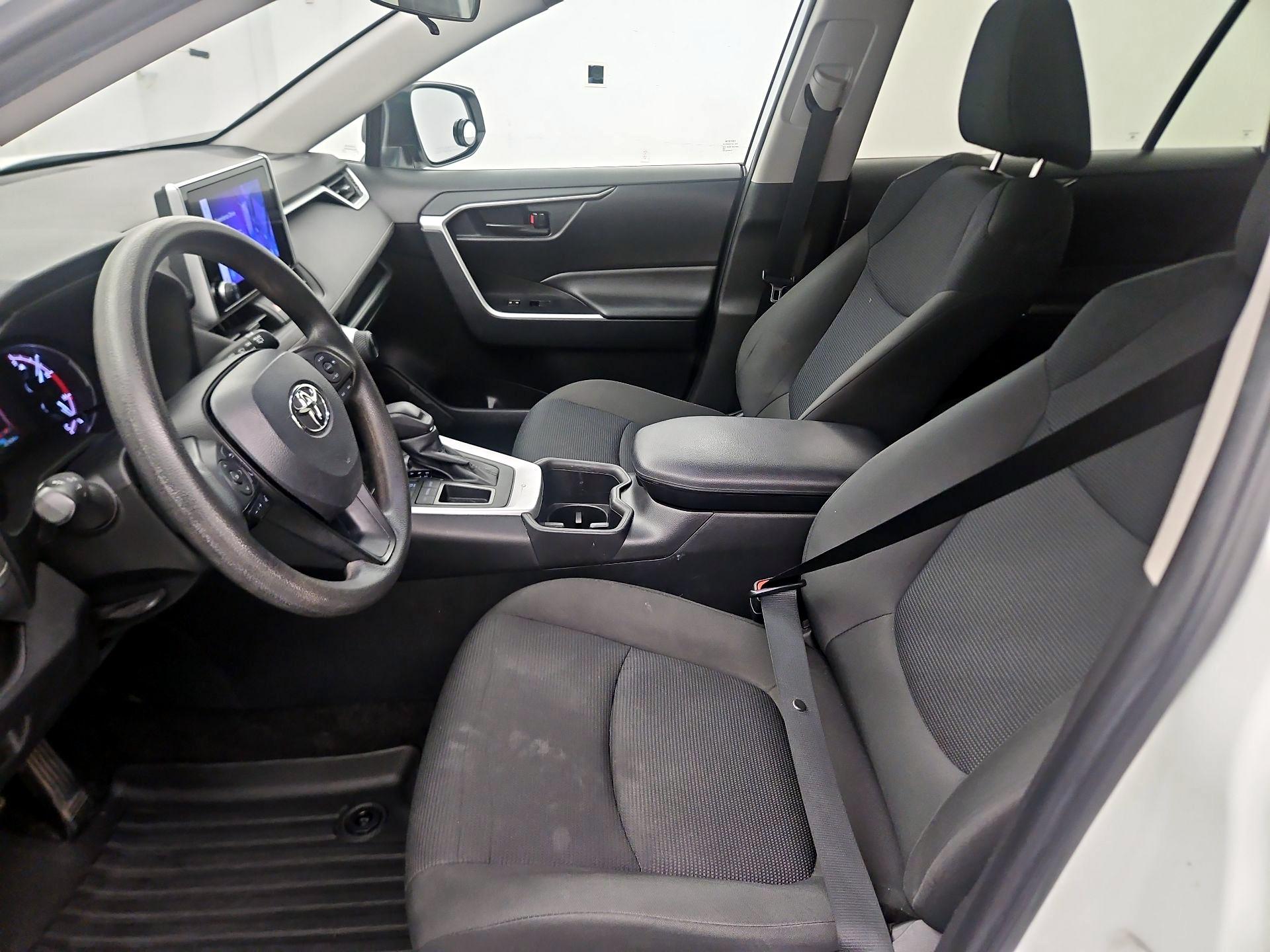 Thumbnail: 2023 Toyota RAV4 - 9