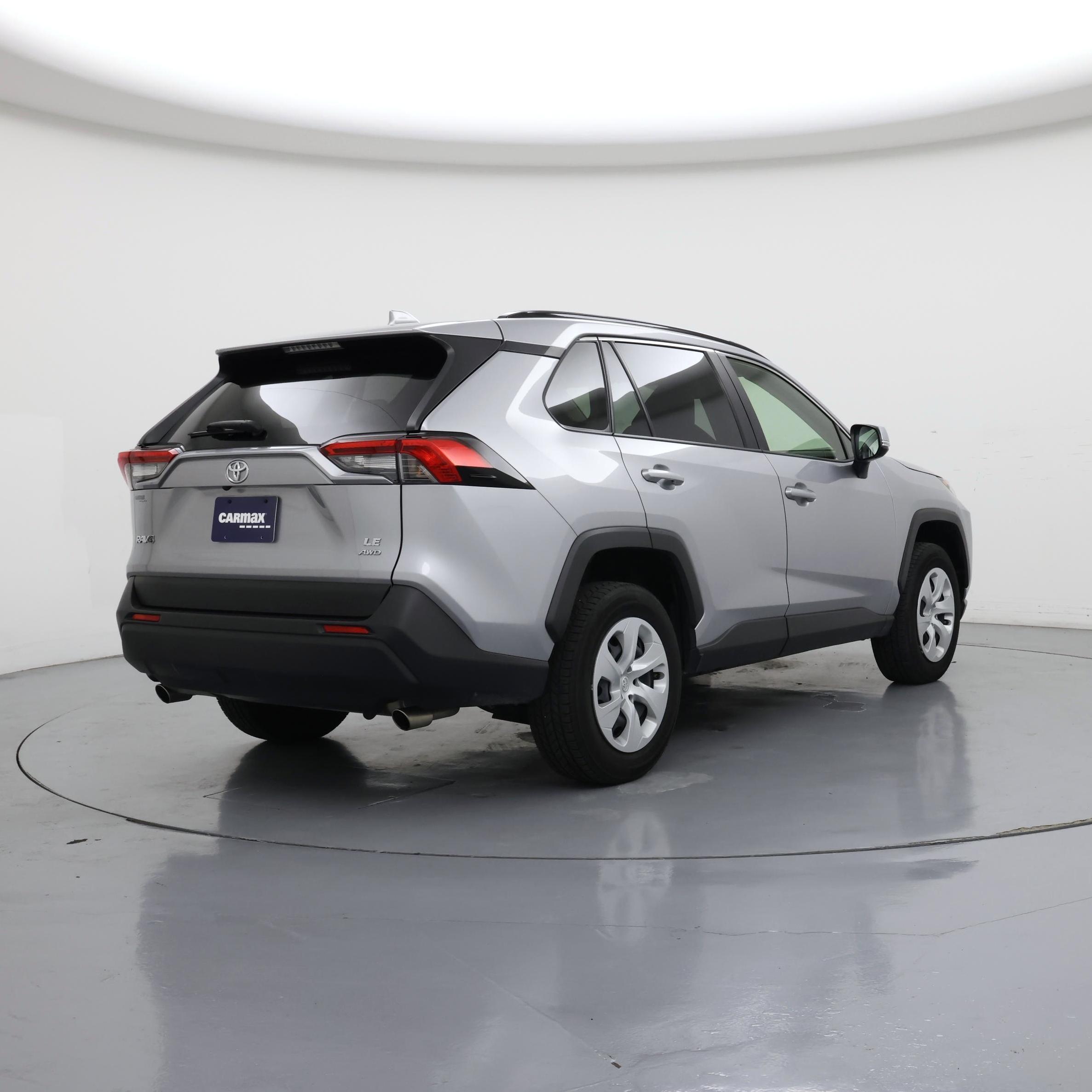 Thumbnail: 2019 Toyota RAV4 - 8