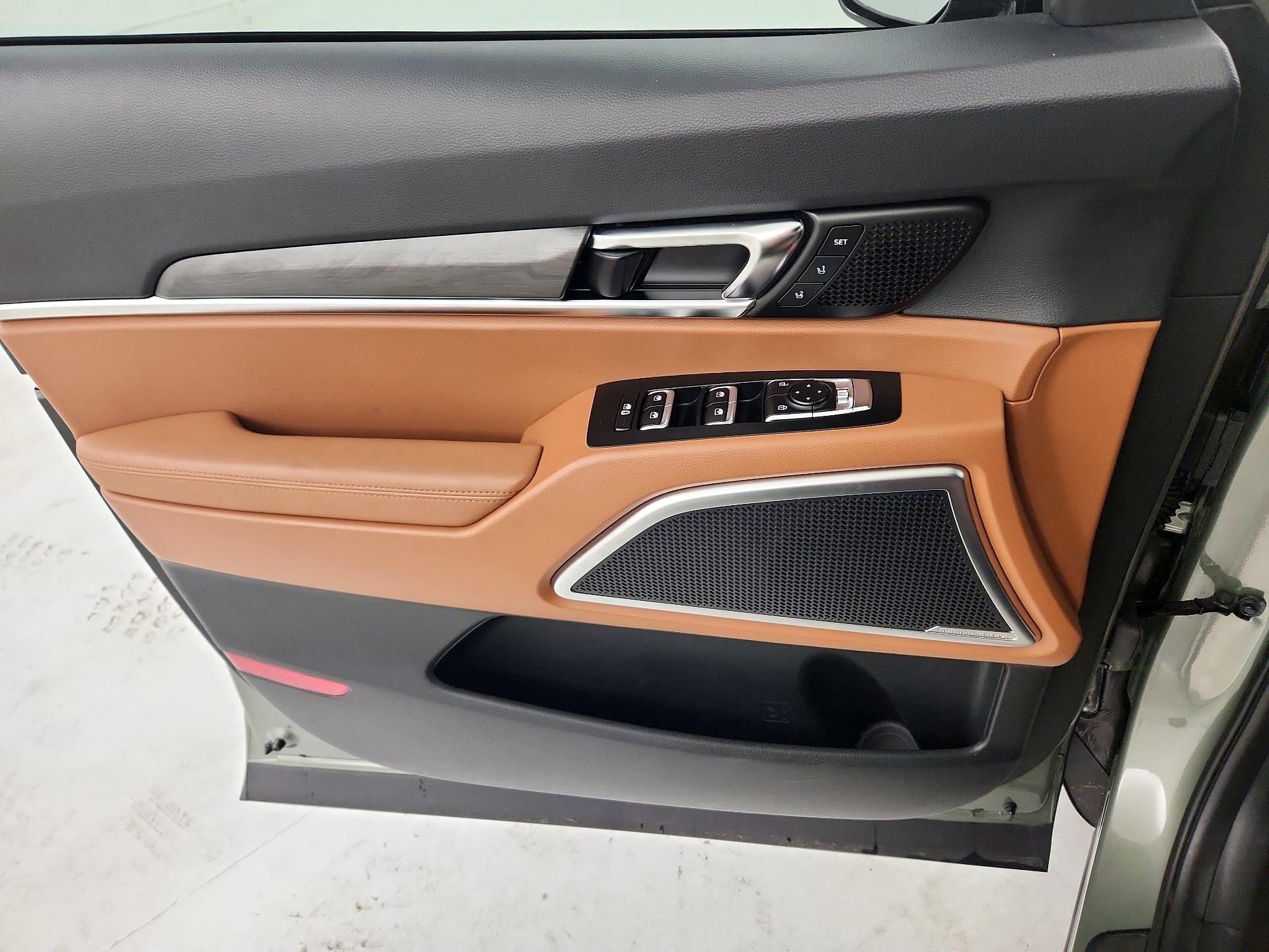 Thumbnail: 2024 Kia Telluride - 10