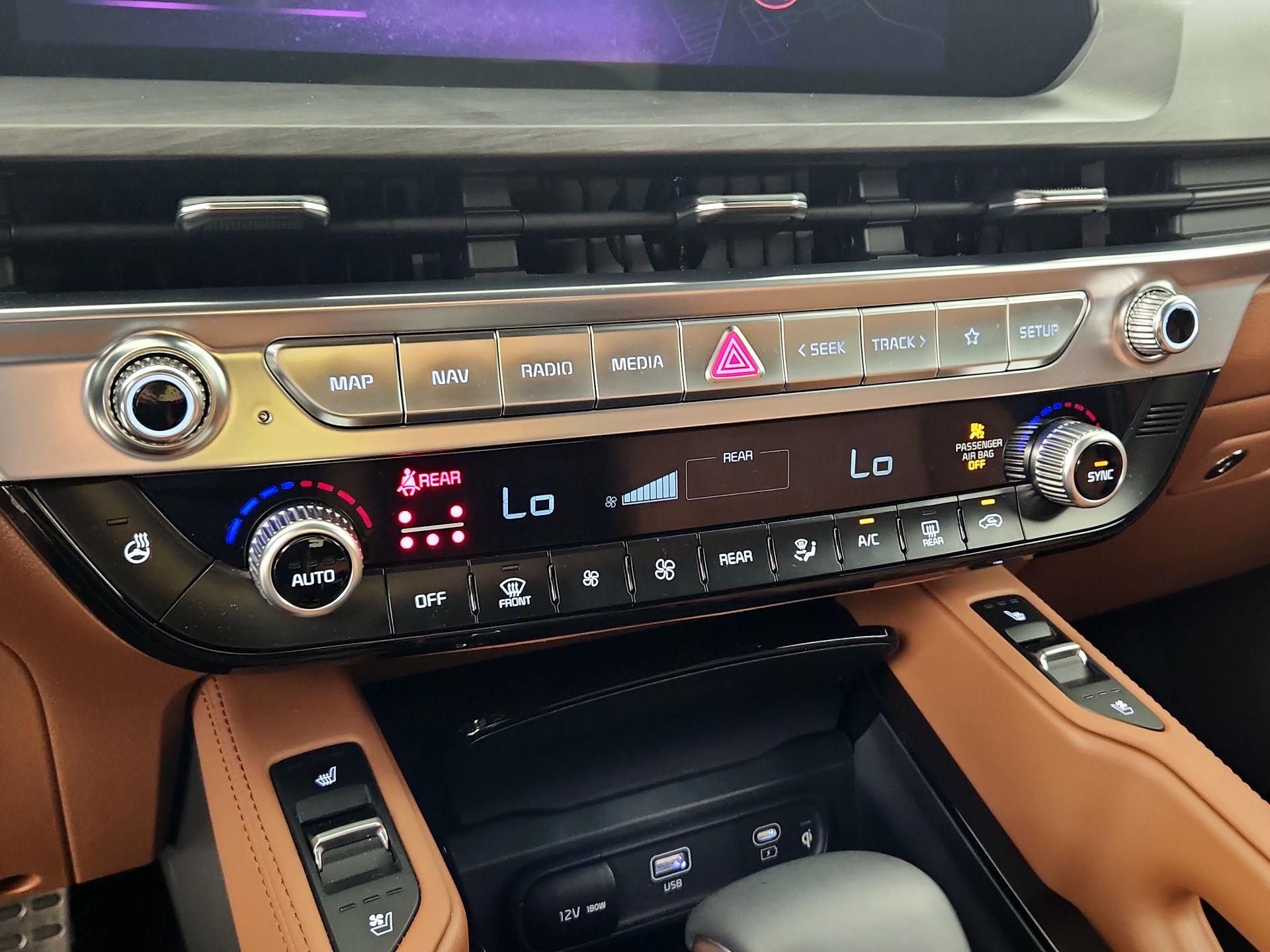 Thumbnail: 2024 Kia Telluride - 15