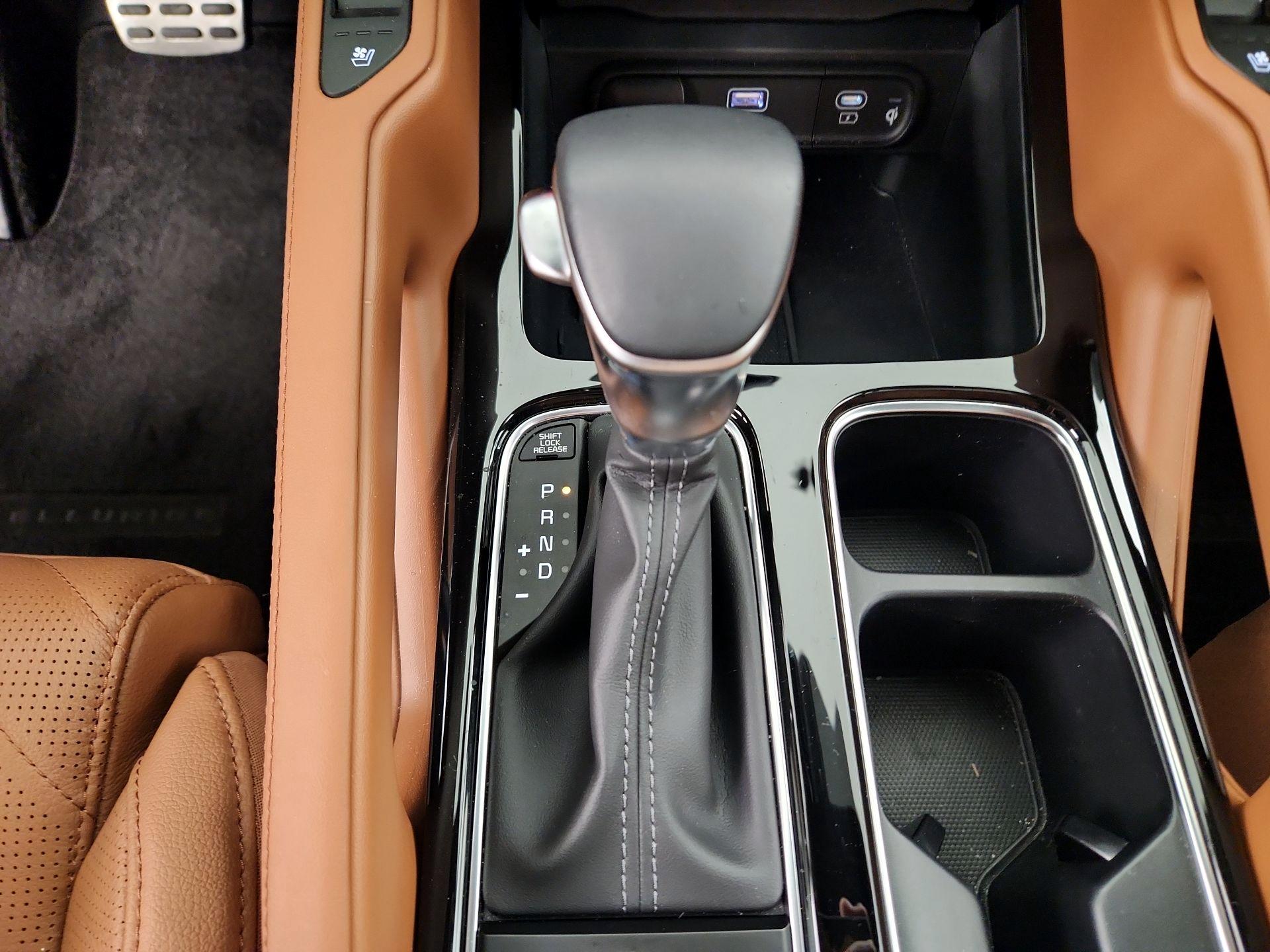 Thumbnail: 2024 Kia Telluride - 16
