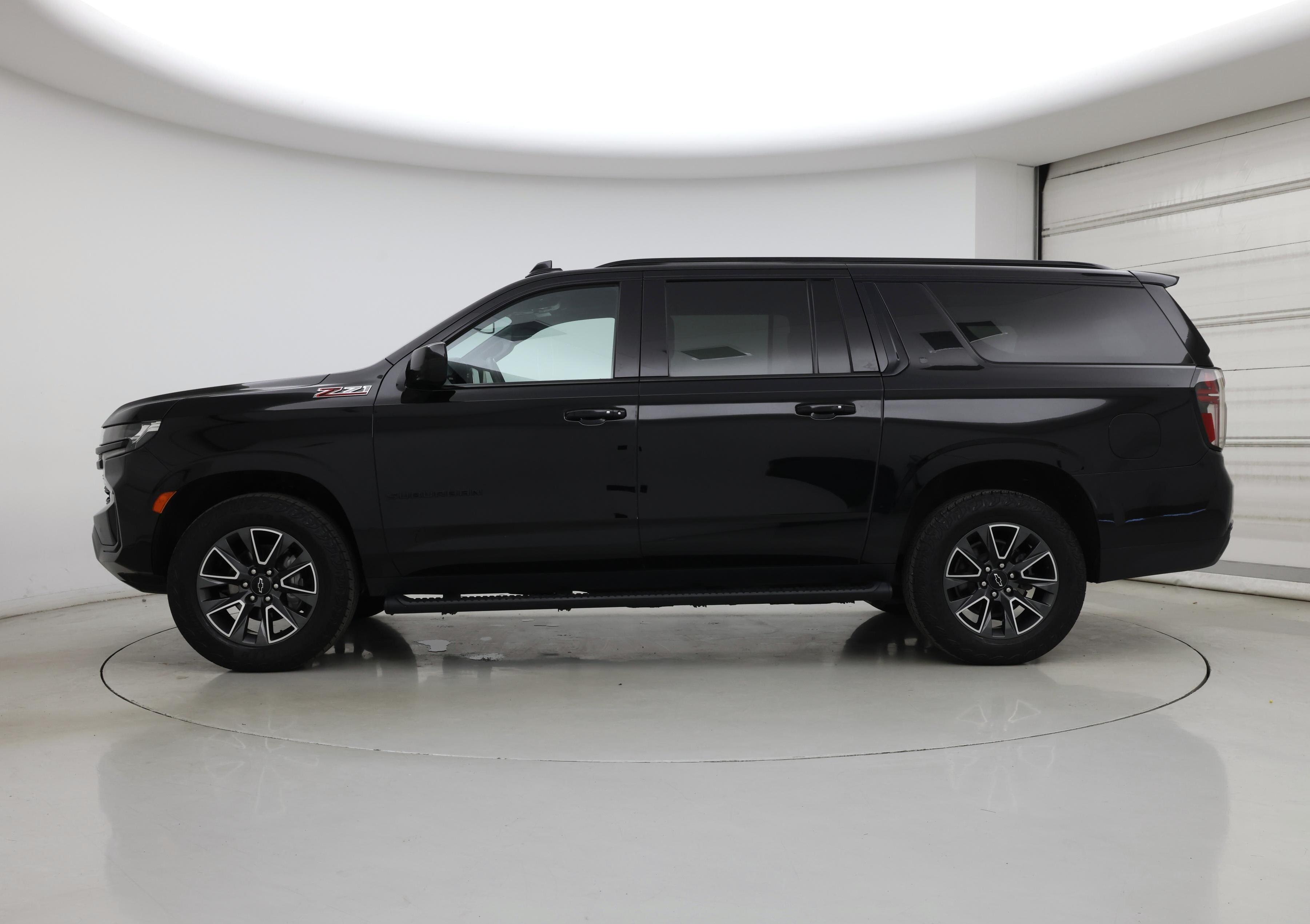 Thumbnail: 2023 Chevrolet Suburban - 3