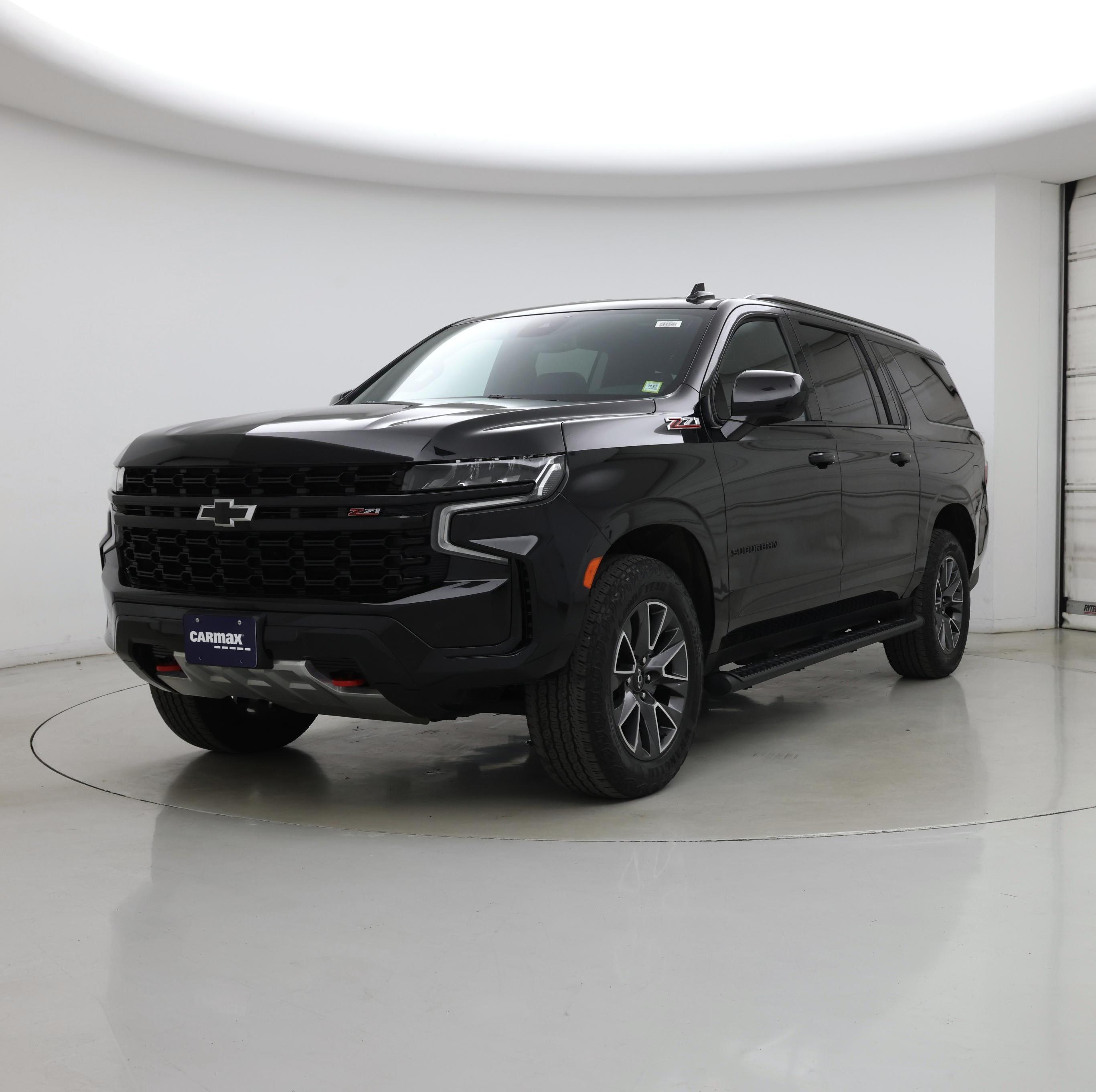 Thumbnail: 2023 Chevrolet Suburban - 4