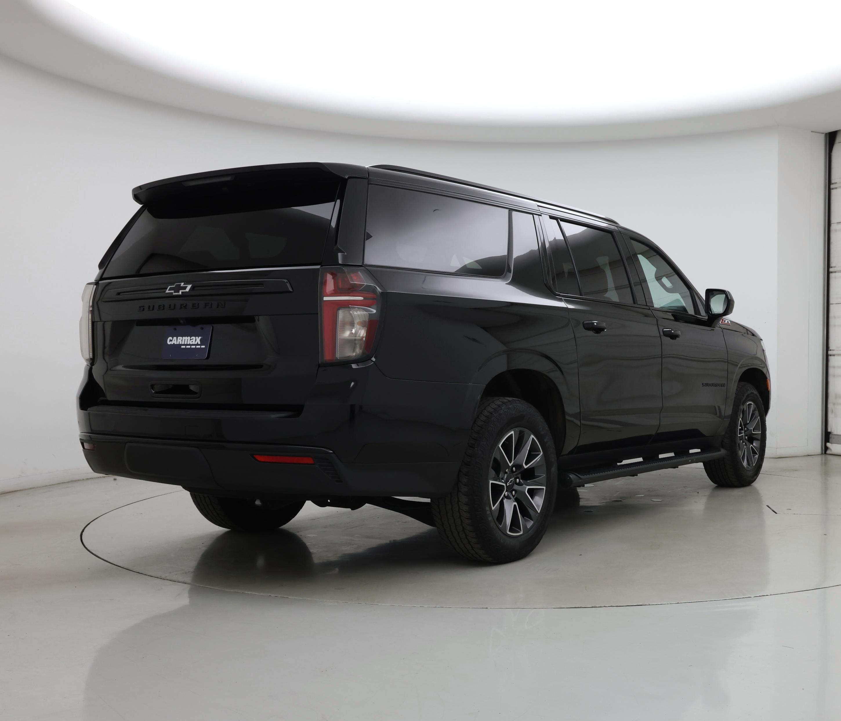 Thumbnail: 2023 Chevrolet Suburban - 8
