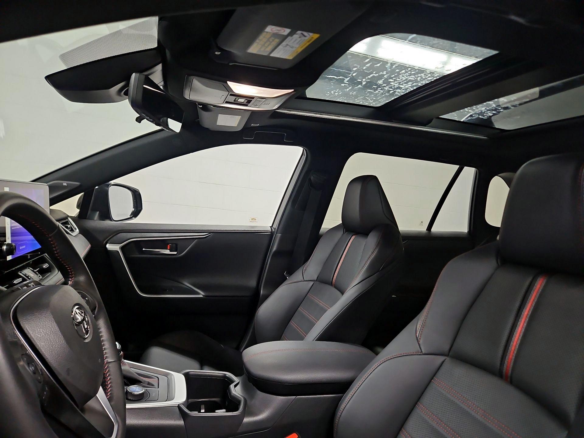 Thumbnail: 2023 Toyota RAV4 - 19