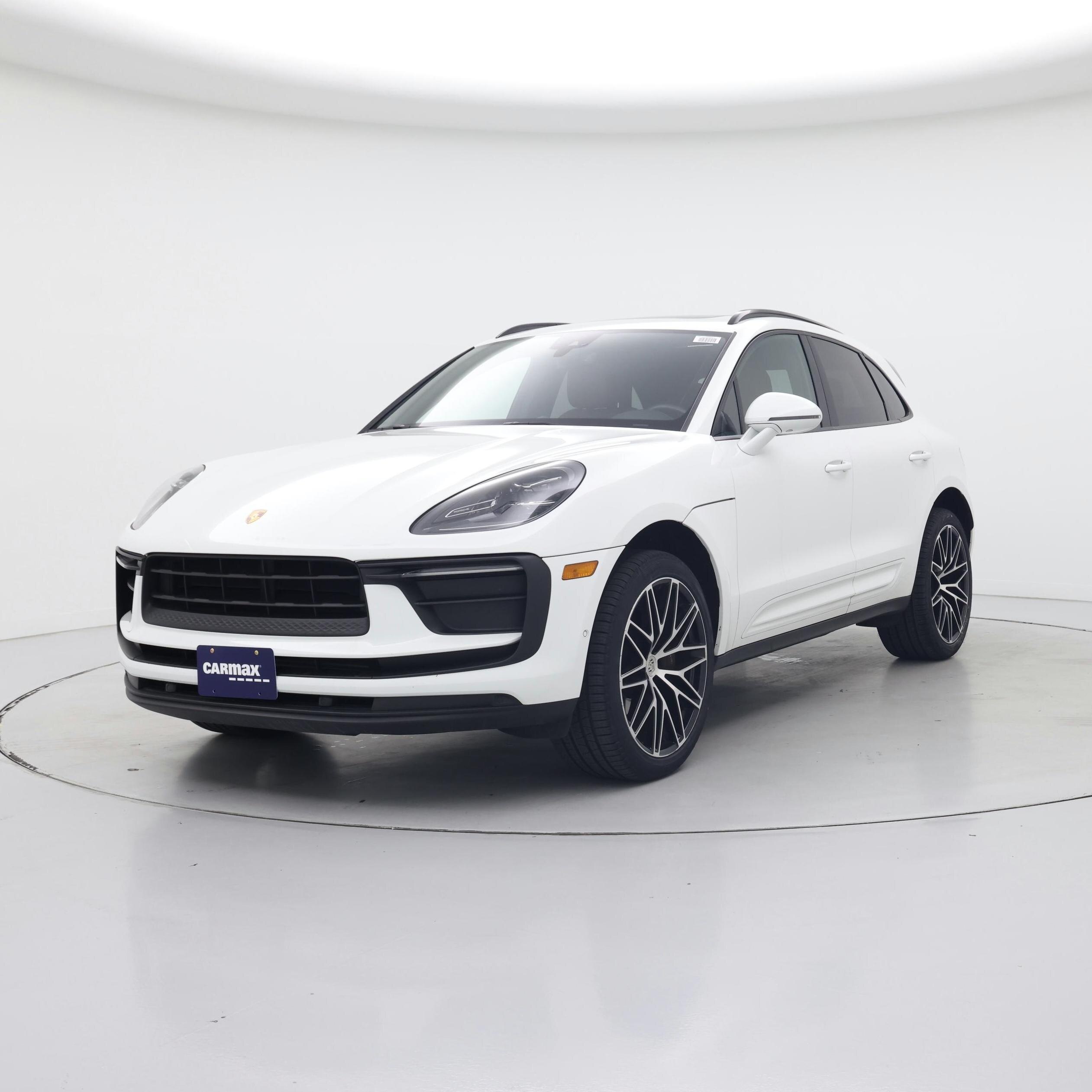 Thumbnail: 2022 Porsche Macan - 4