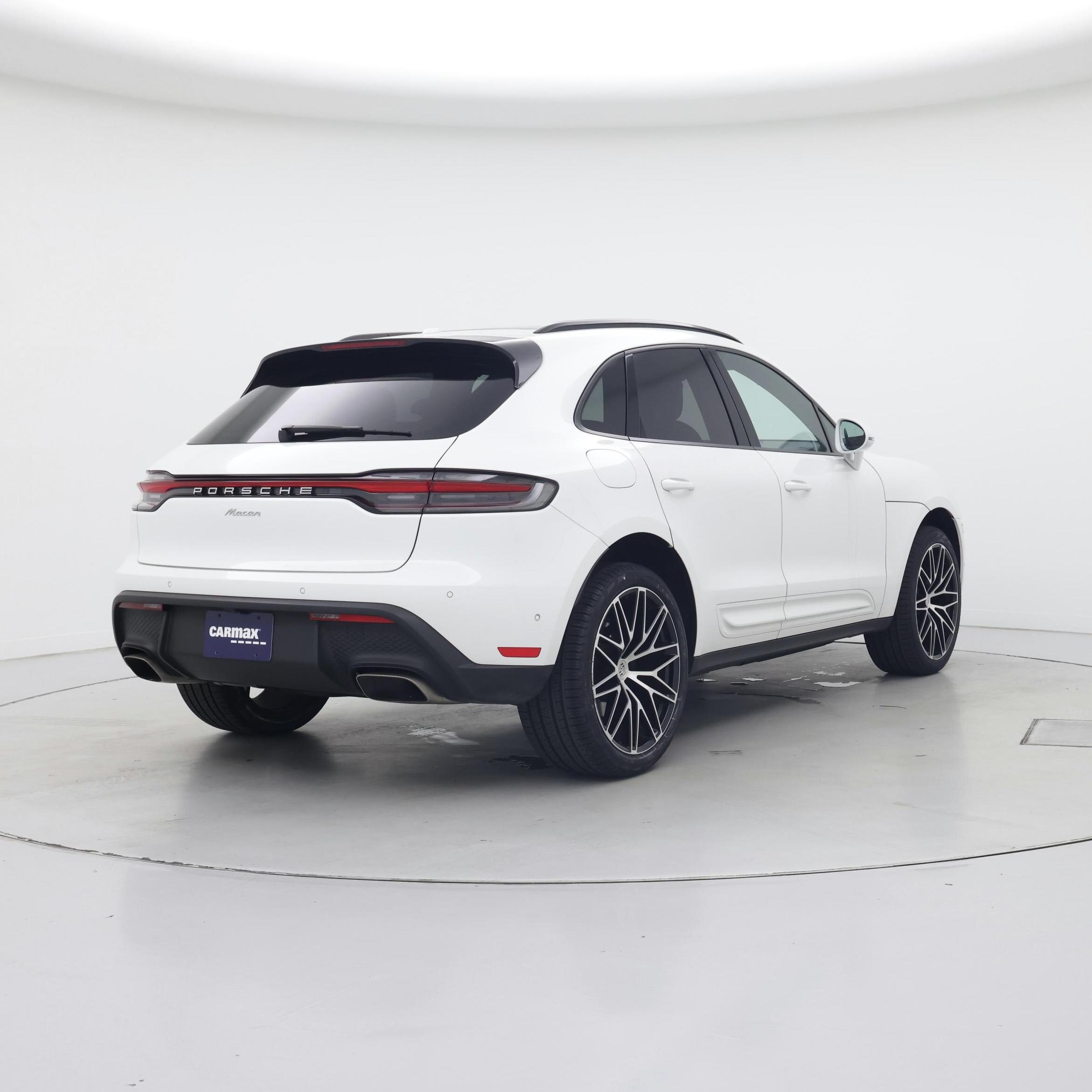 Thumbnail: 2022 Porsche Macan - 8