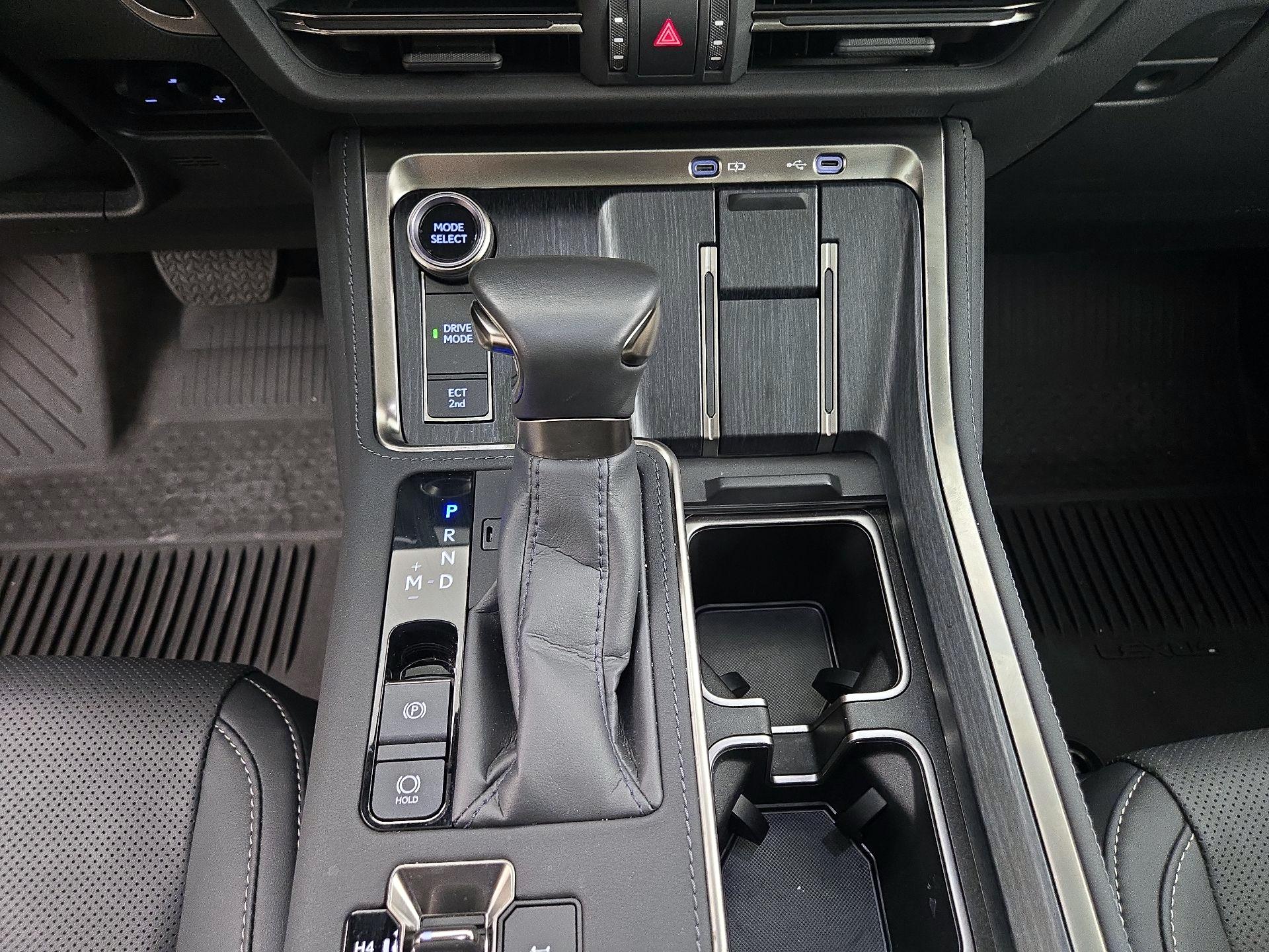 Thumbnail: 2025 Lexus GX - 18