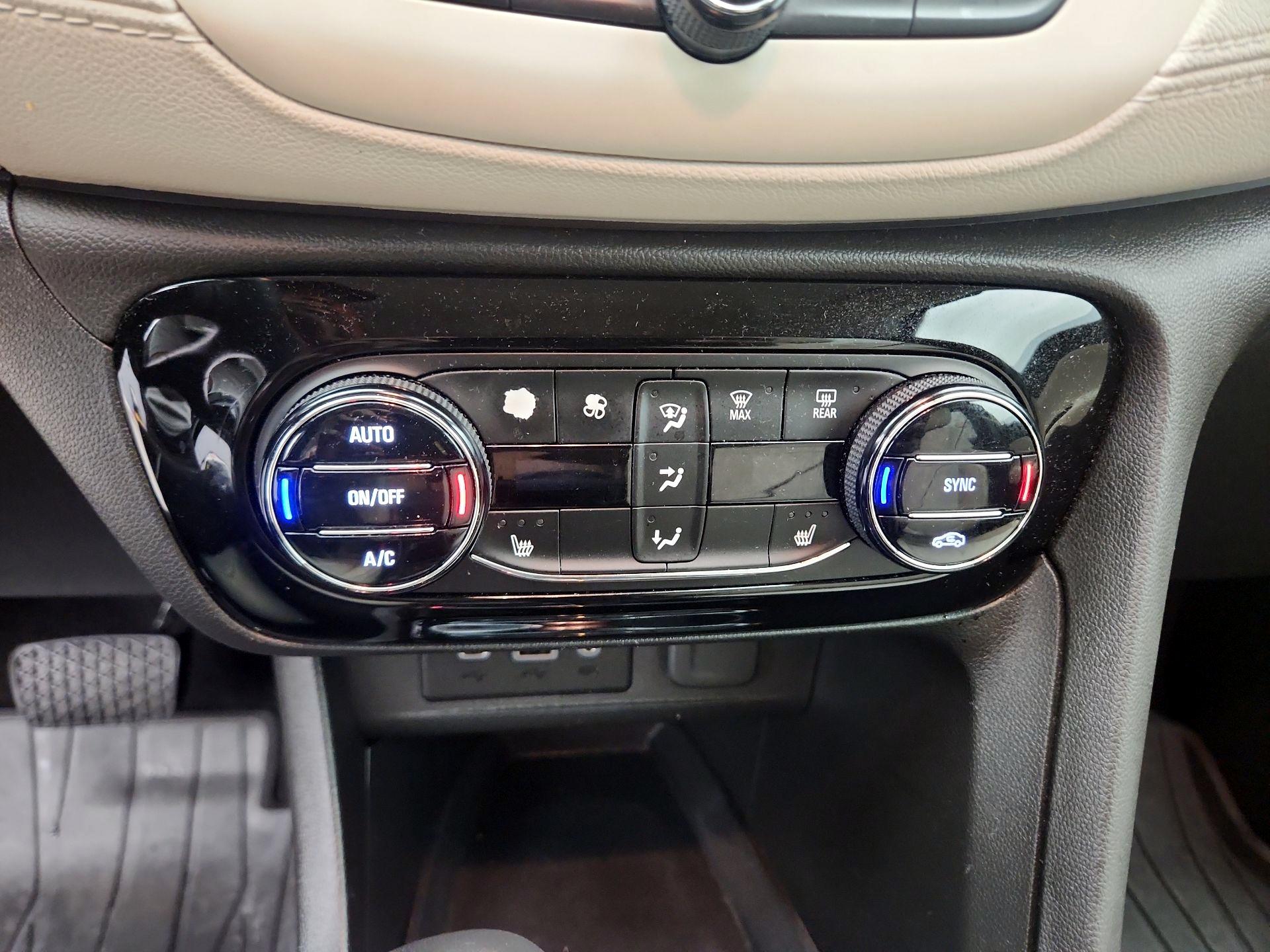 Thumbnail: 2021 Buick Encore GX - 16