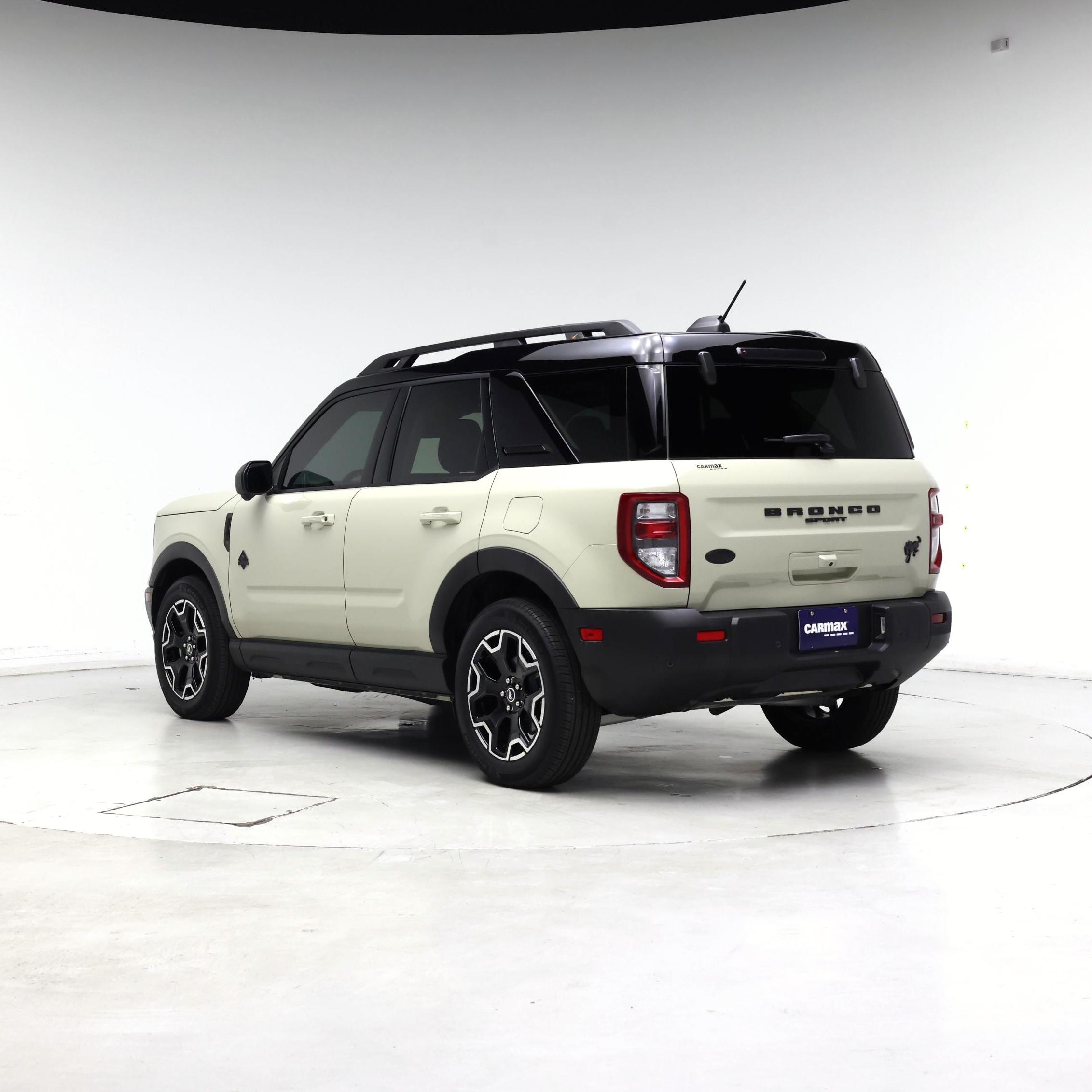 Thumbnail: 2025 Ford Bronco Sport - 2