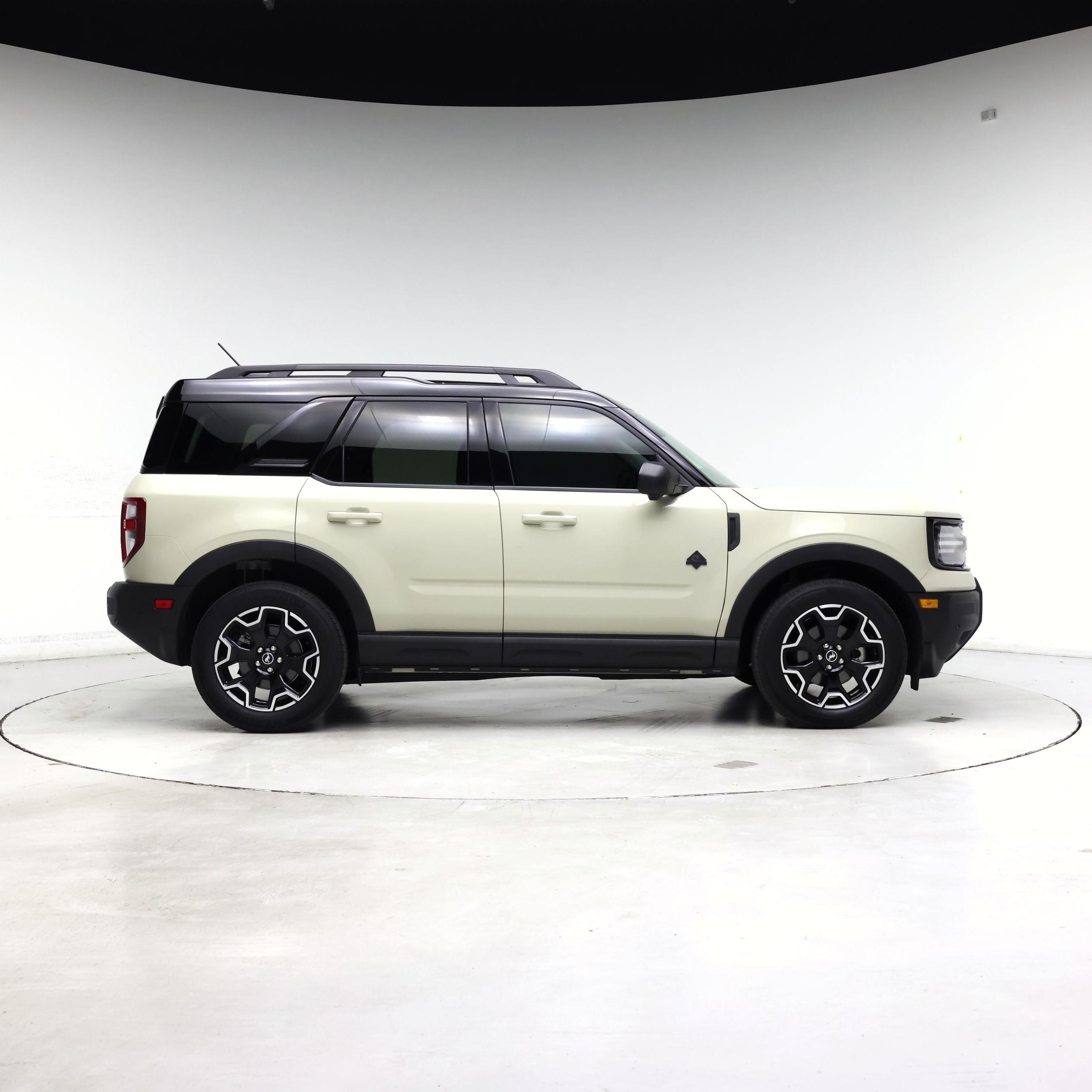Thumbnail: 2025 Ford Bronco Sport - 7