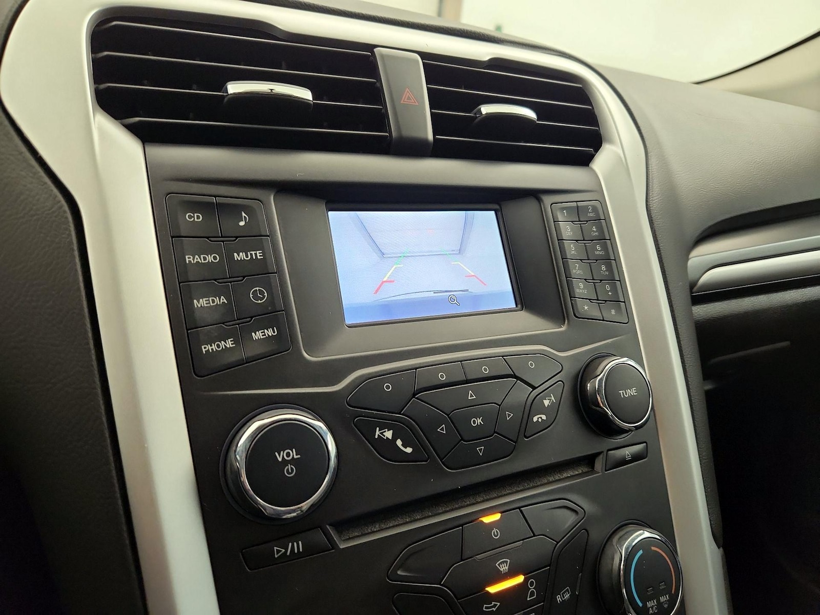 2016 Ford Fusion S - Photo 15
