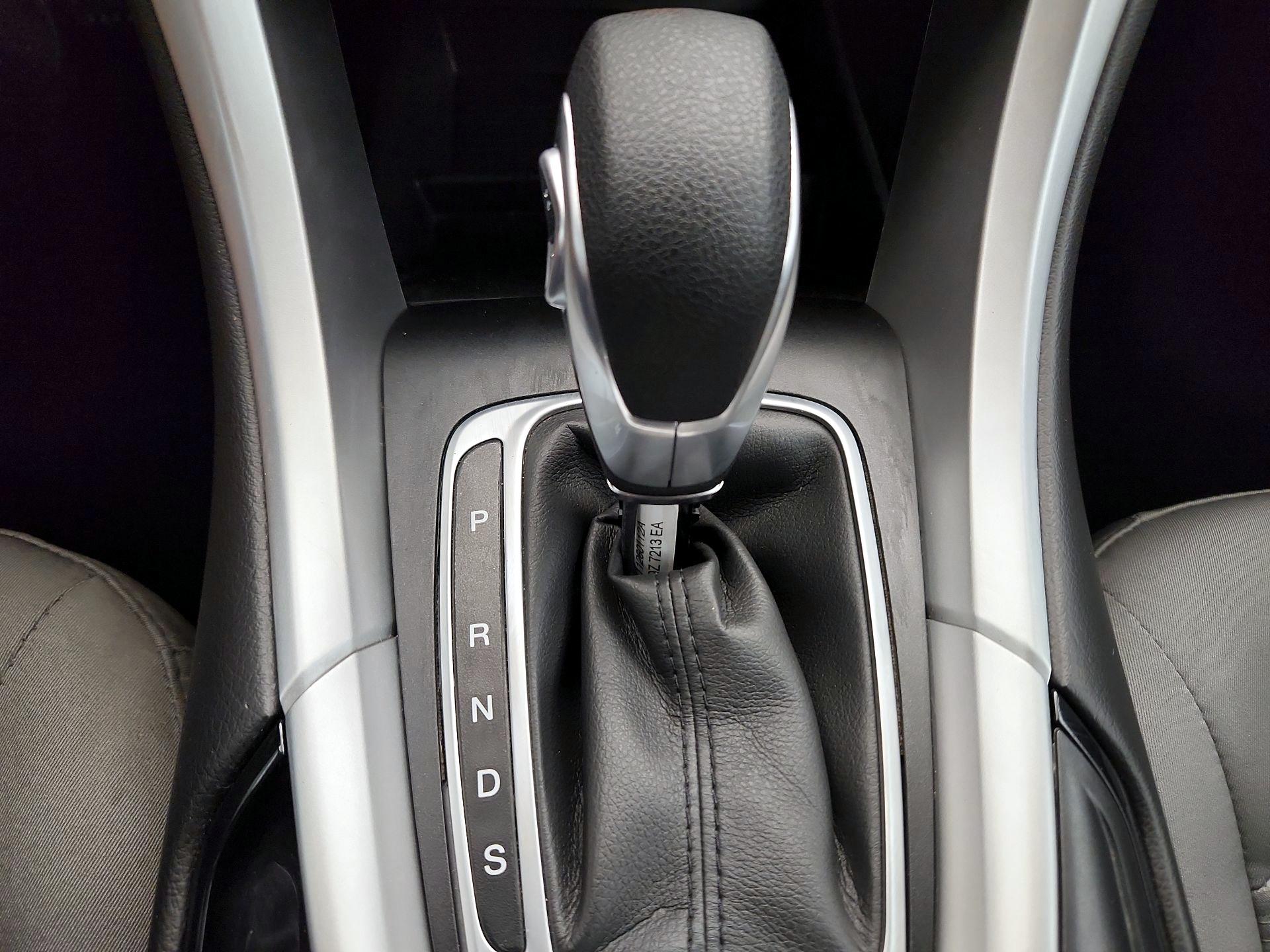 Thumbnail: 2016 Ford Fusion - 17