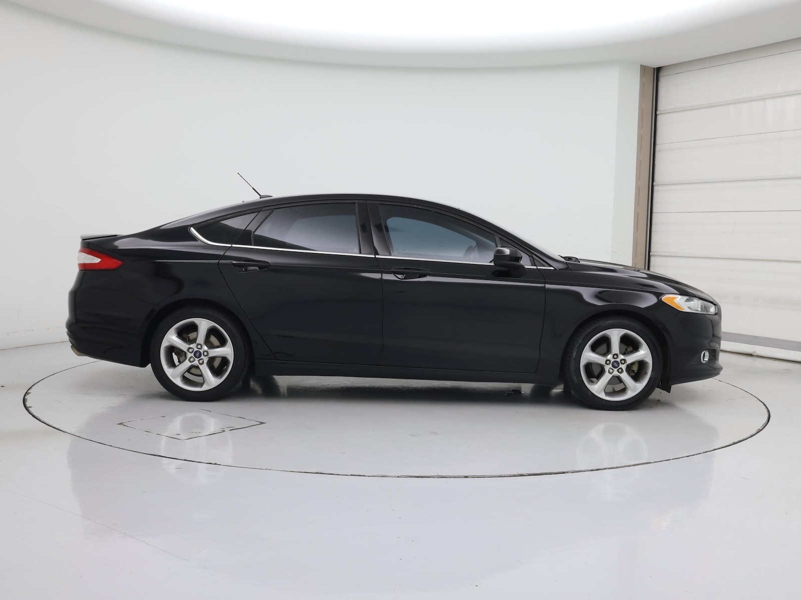 2016 Ford Fusion S - Photo 8
