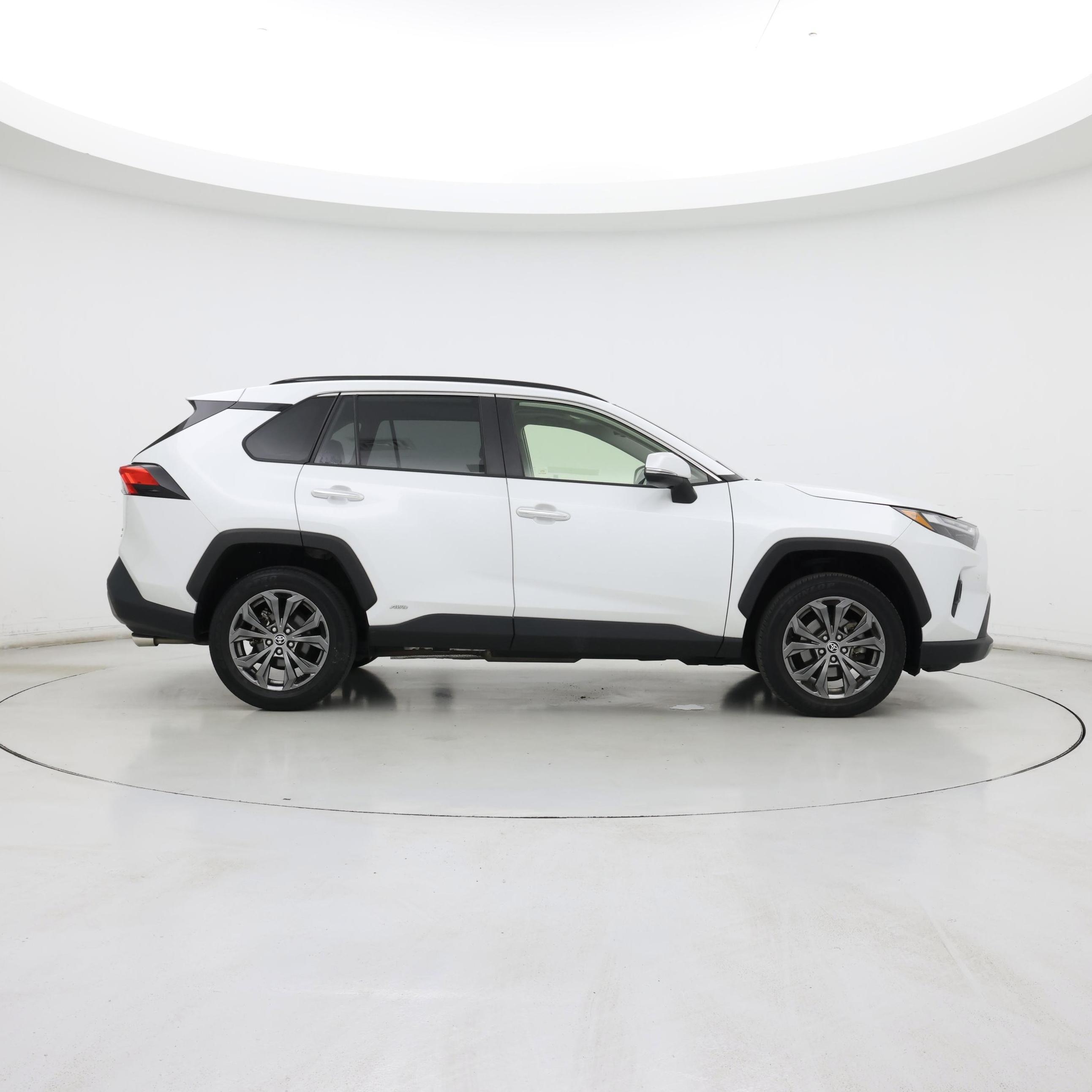Thumbnail: 2023 Toyota RAV4 - 7