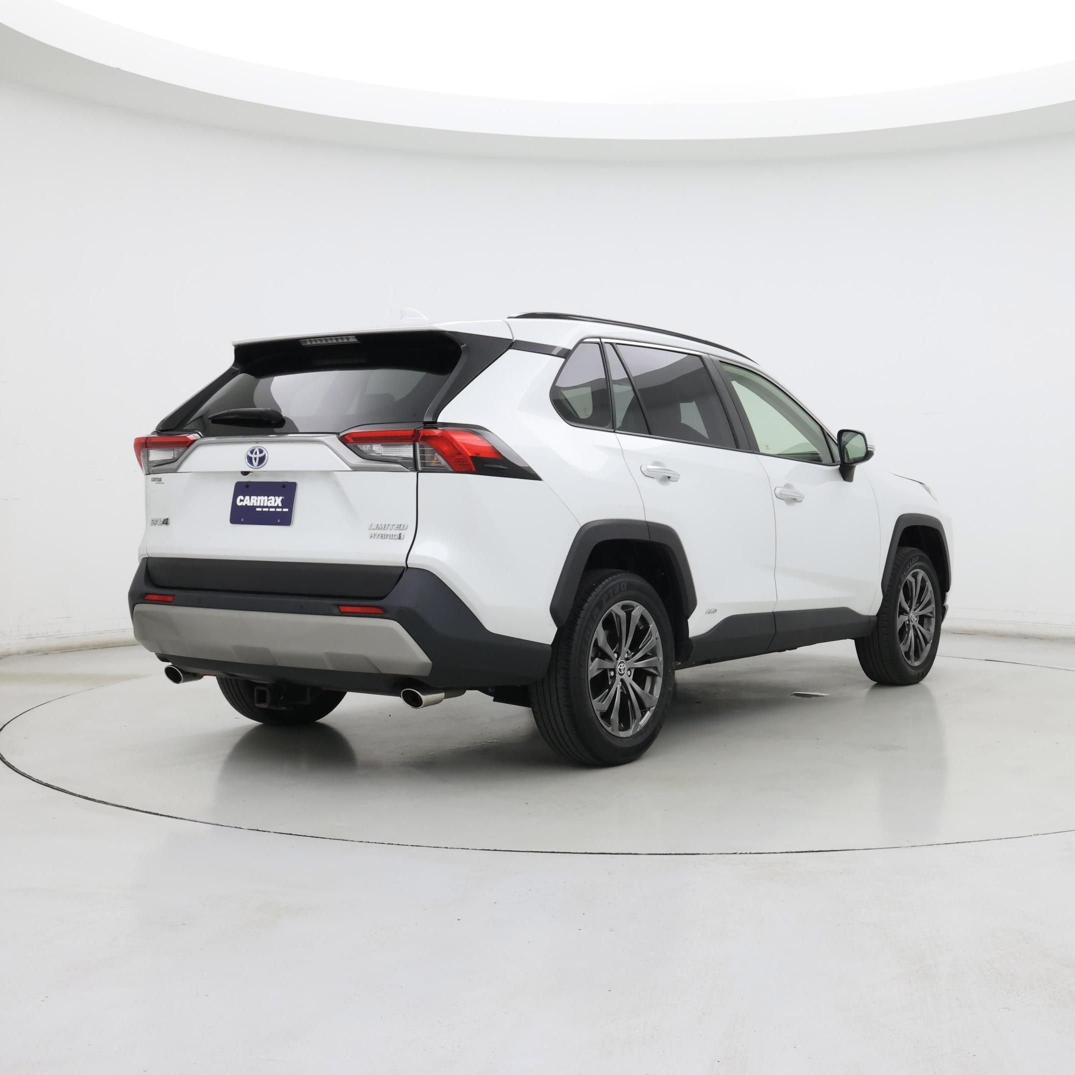 Thumbnail: 2023 Toyota RAV4 - 8