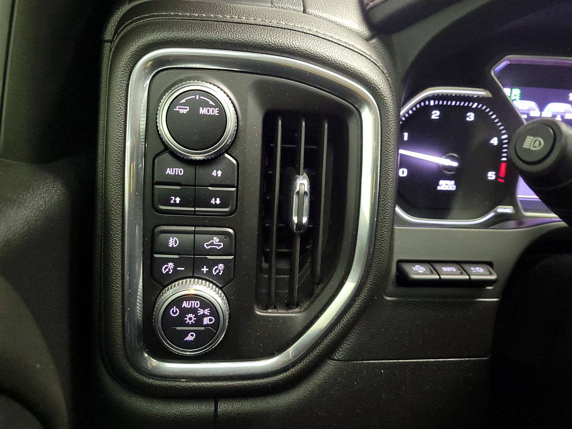 Thumbnail: 2020 GMC Sierra 3500 - 13