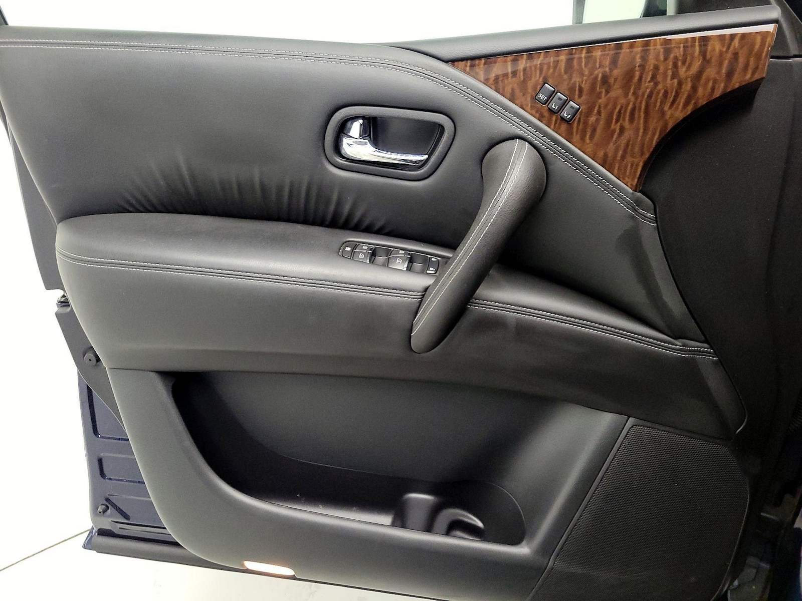 2018 Nissan Armada Platinum - Photo 13